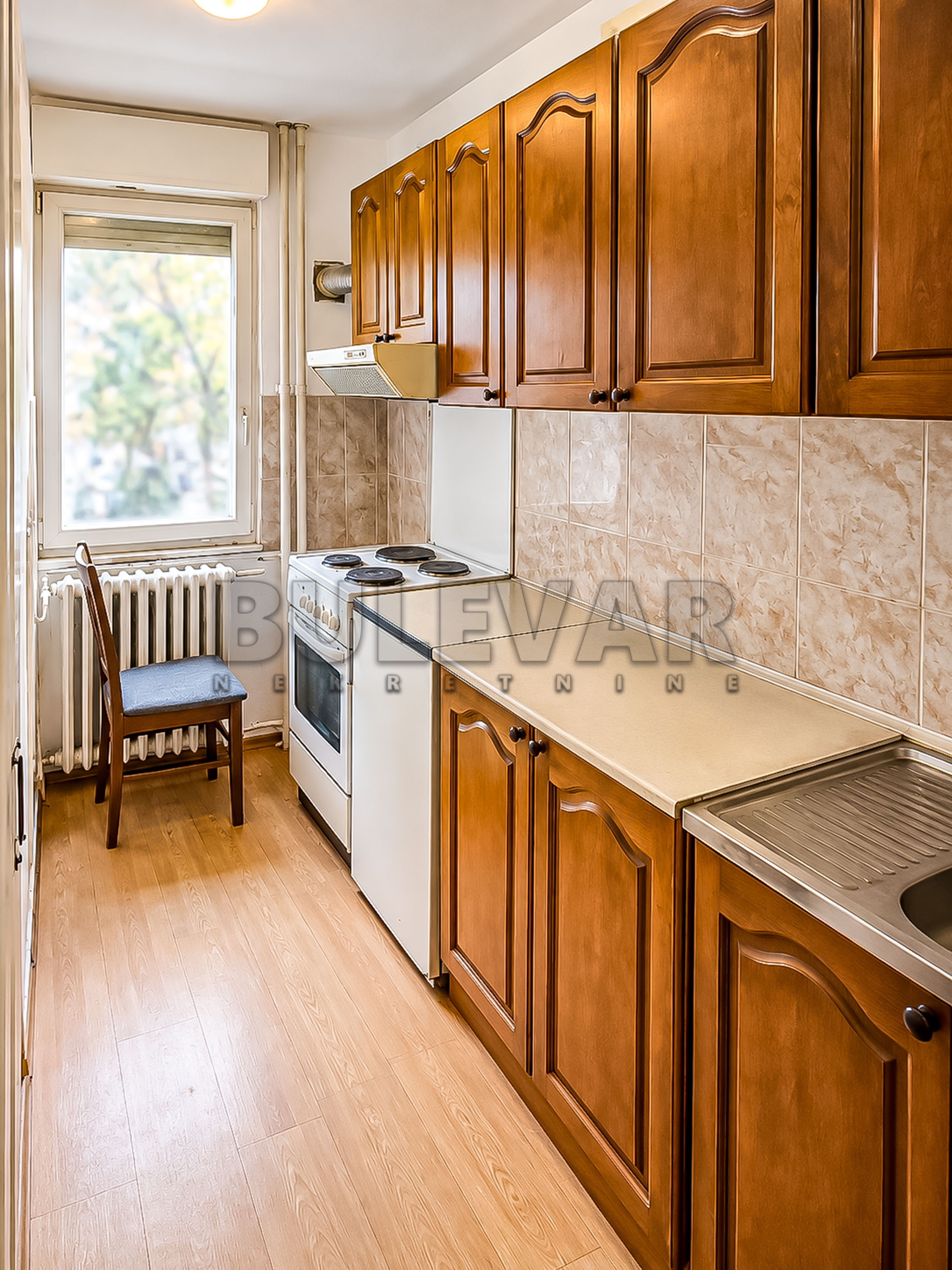 Trosoban stan Bulevar Nemanjića Zona 3 72m², 2 sprat — slika 15