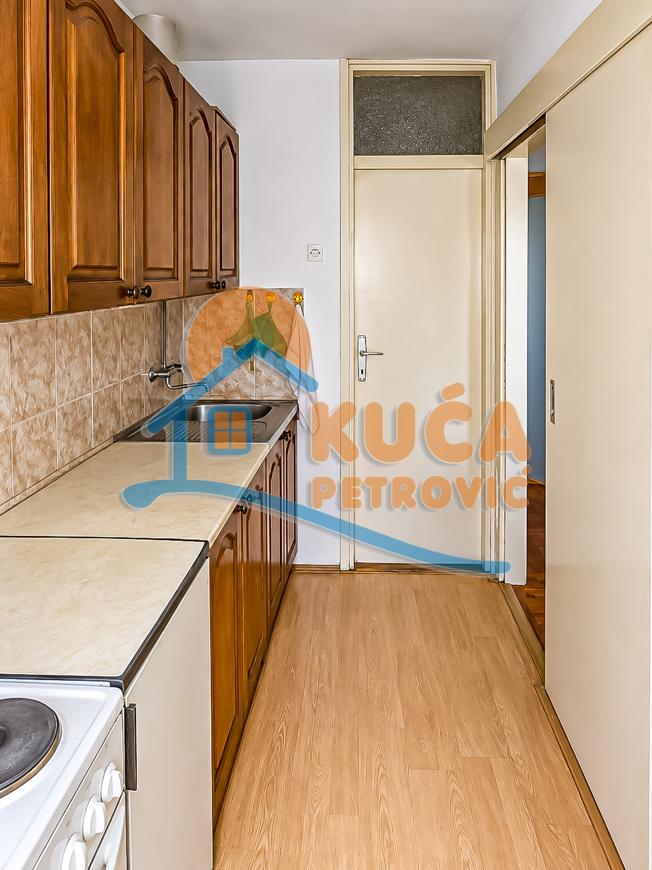 Trosoban stan Bulevar Nemanjića Zona 3 72m², 2 sprat — slika 20