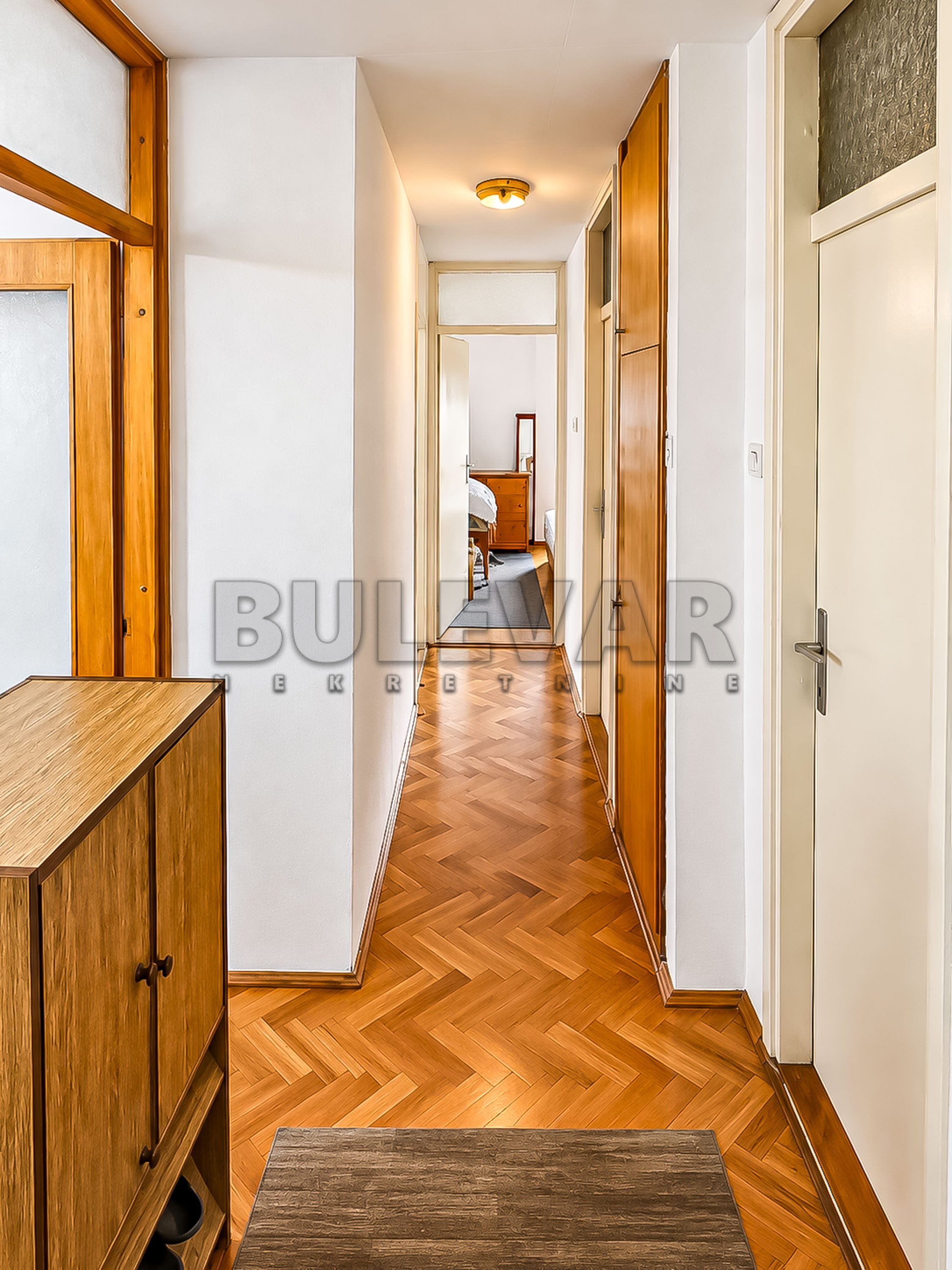 Trosoban stan Bulevar Nemanjića Zona 3 72m², 2 sprat — slika 26
