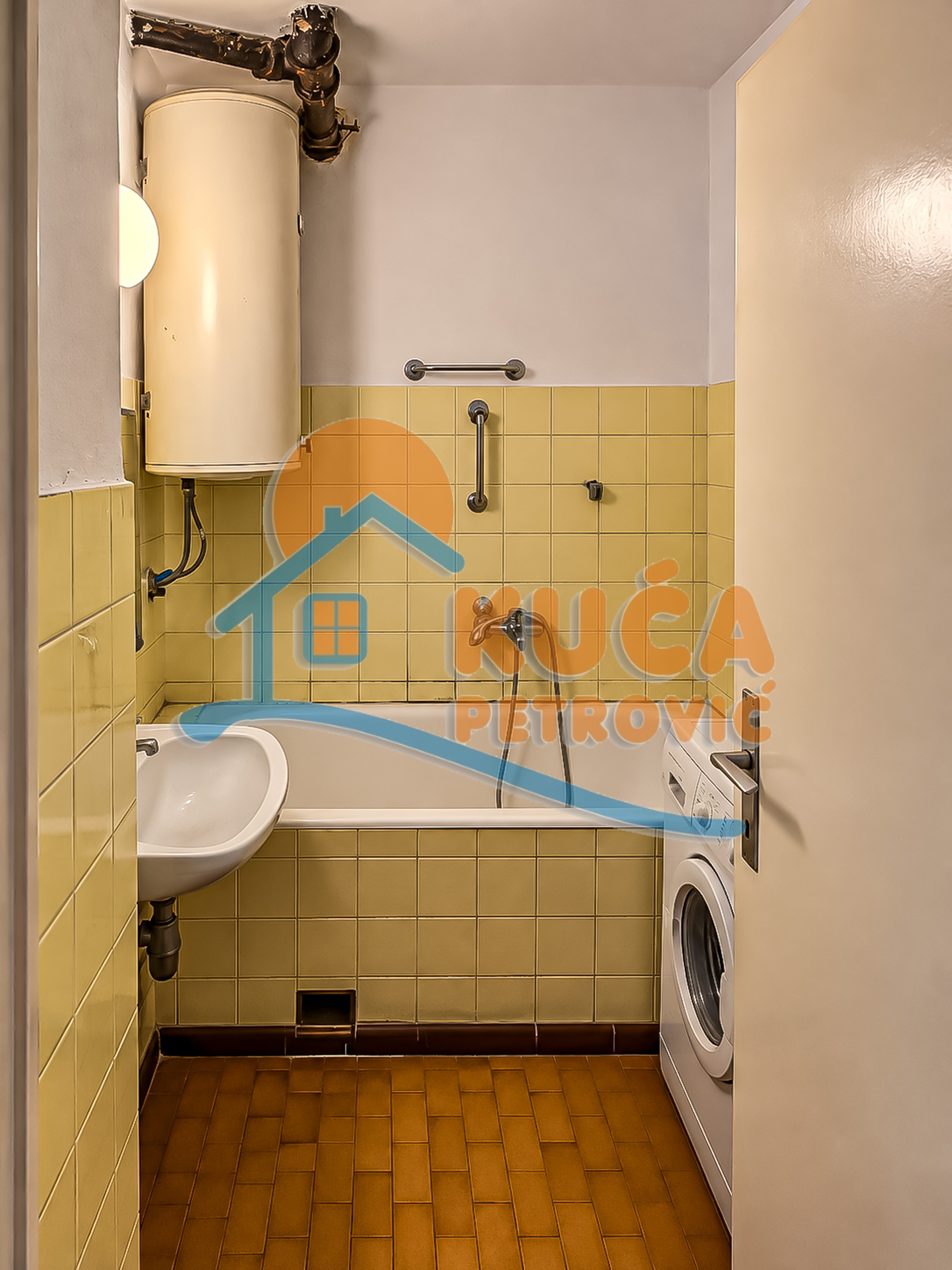 Trosoban stan Bulevar Nemanjića Zona 3 72m², 2 sprat — slika 36