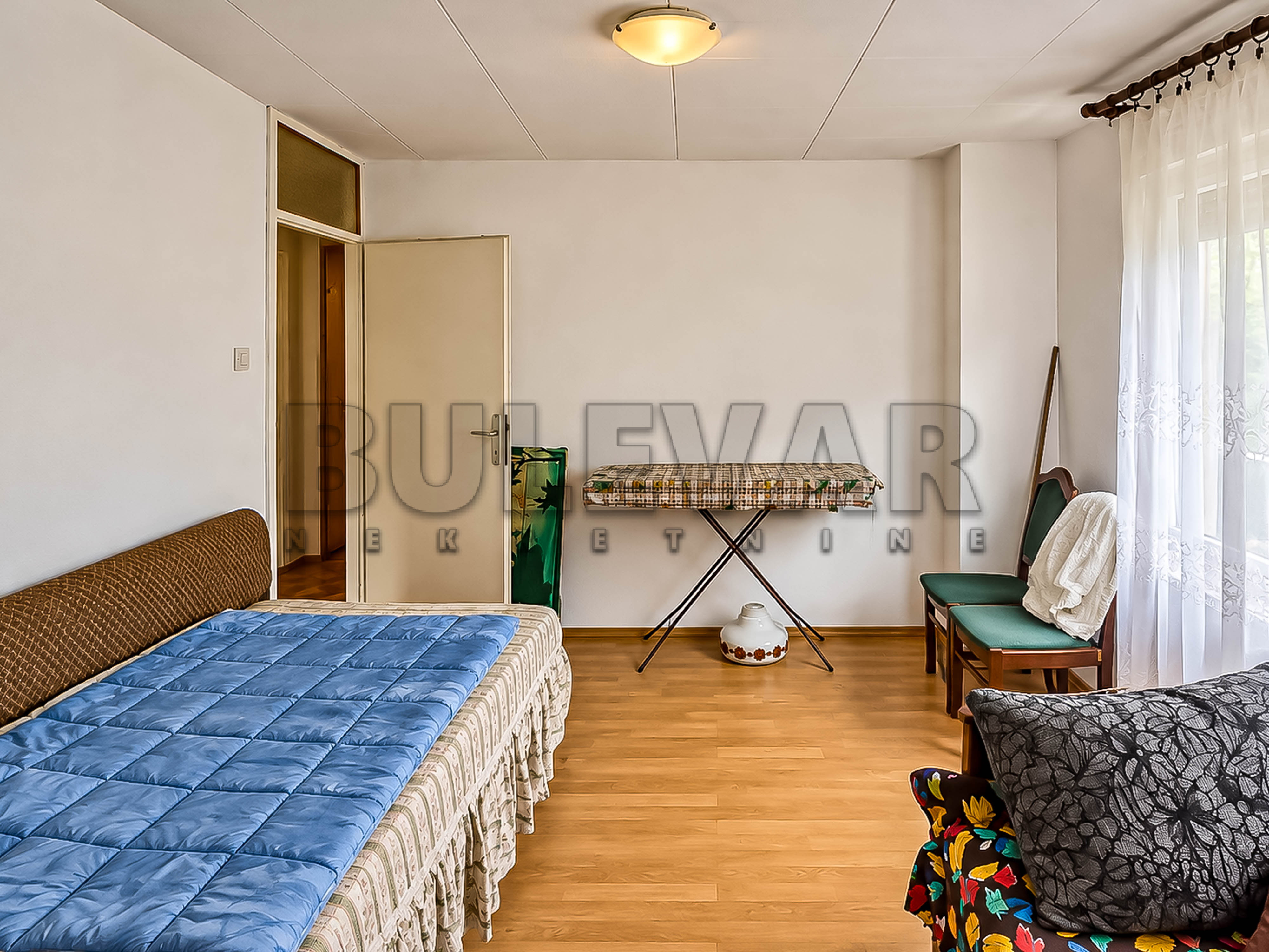 Trosoban stan Bulevar Nemanjića Zona 3 72m², 2 sprat — slika 43