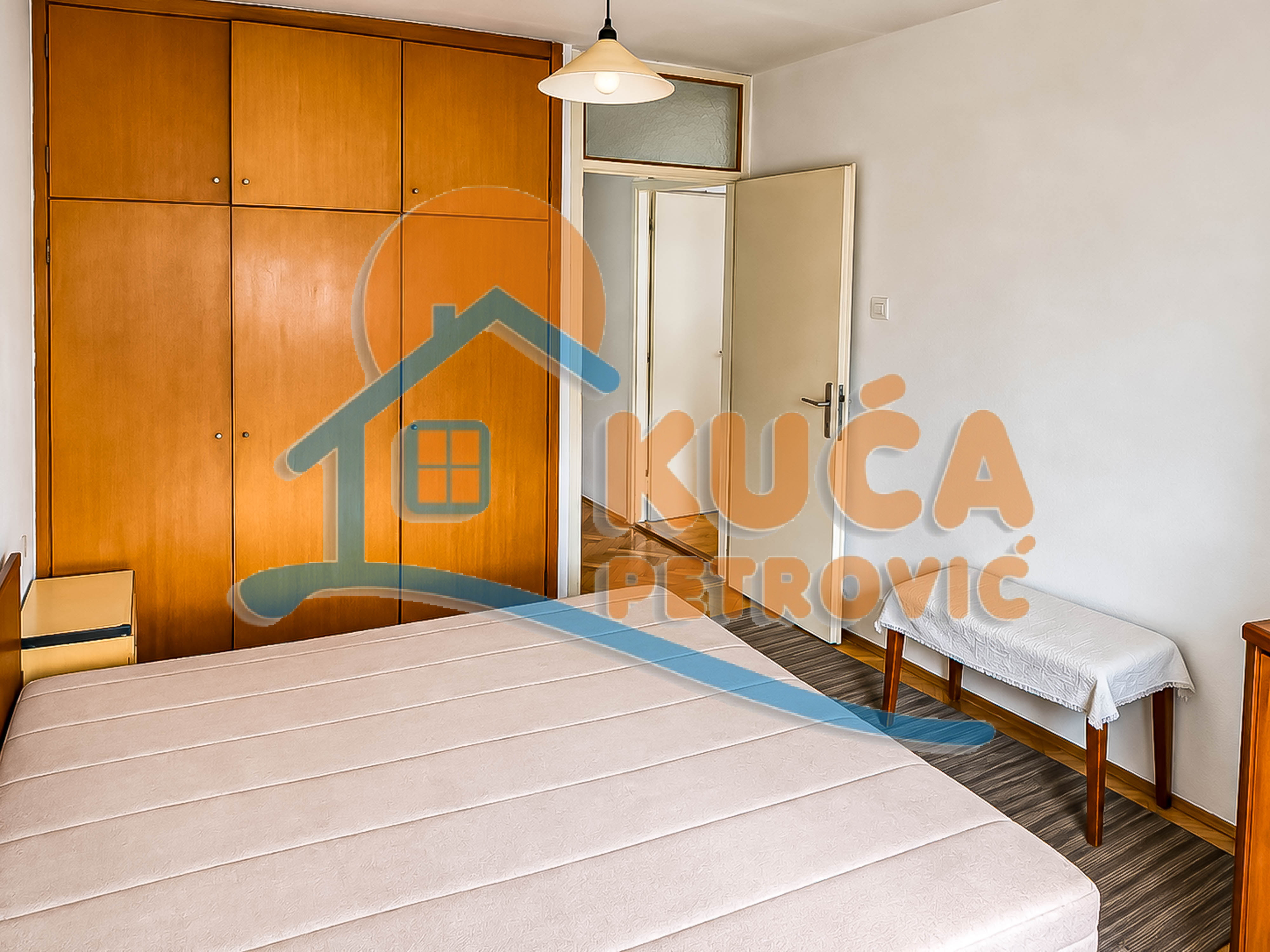 Trosoban stan Bulevar Nemanjića Zona 3 72m², 2 sprat — slika 52