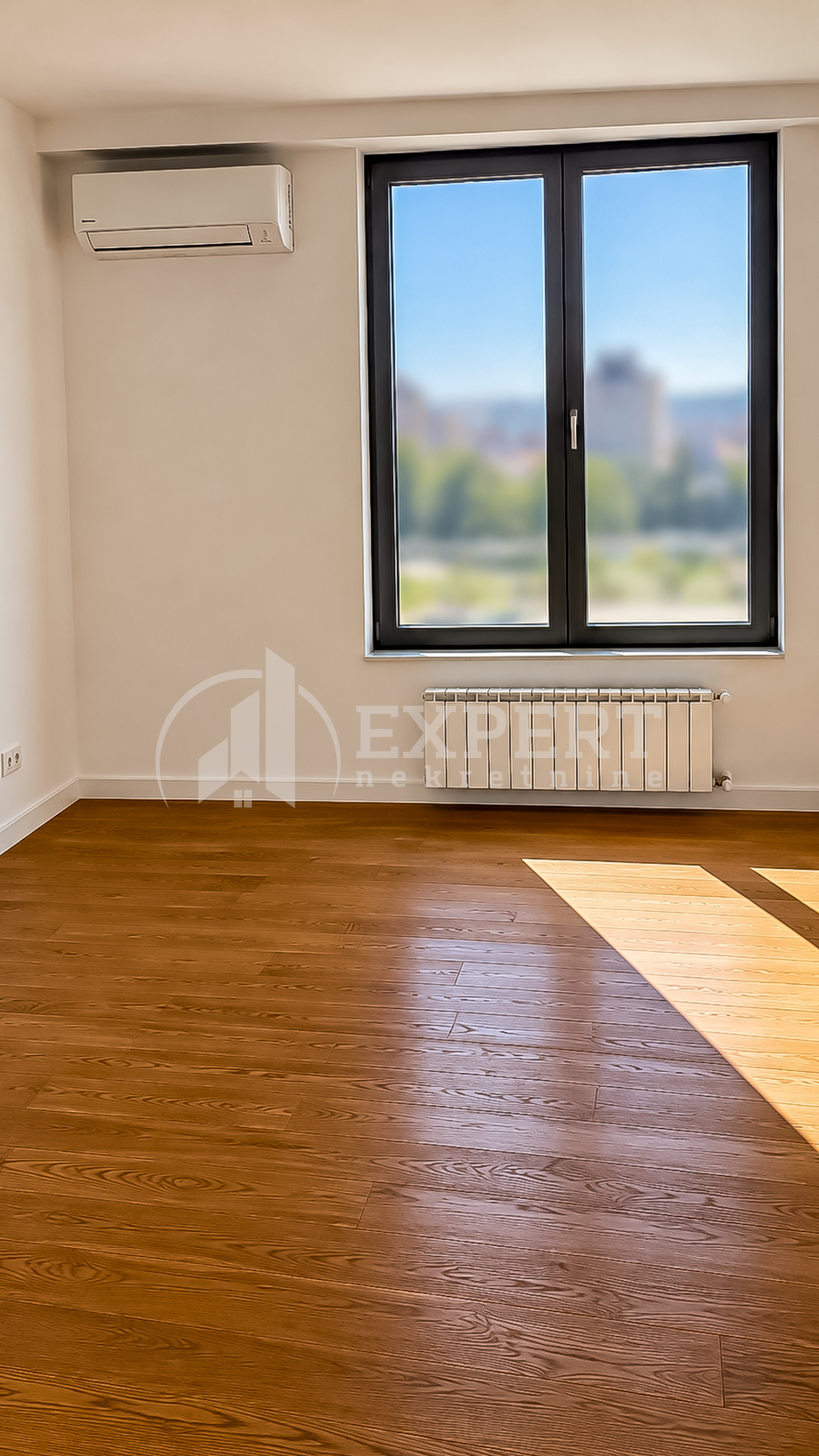 Trosoban stan Bulevar Nemanjića 81m², 5 sprat — slika 27