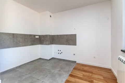 Novogradnja Širi centar – useljiva novogradnja Niš — fotografija trosoban 3