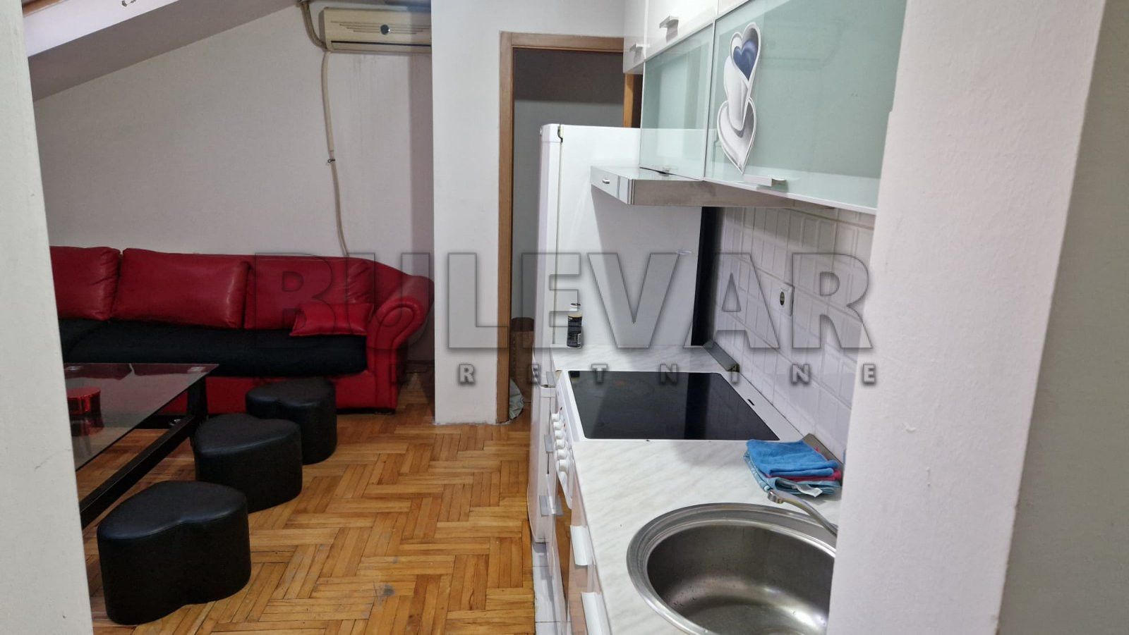 Dvosoban stan Centar 50m², 4 sprat — slika 18