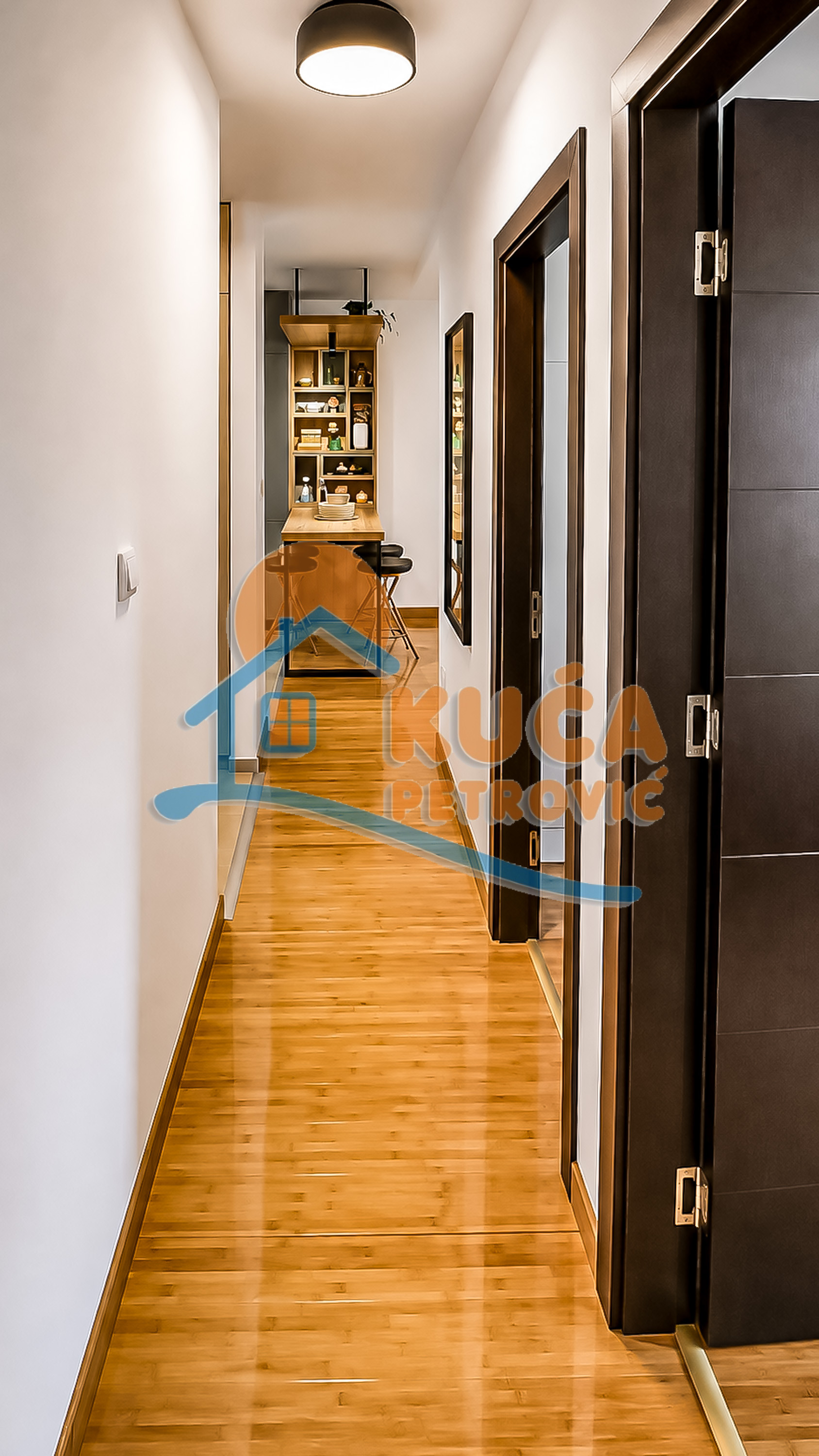 Trosoban stan Pantelej(Niš) 62m², 2 sprat — slika 24