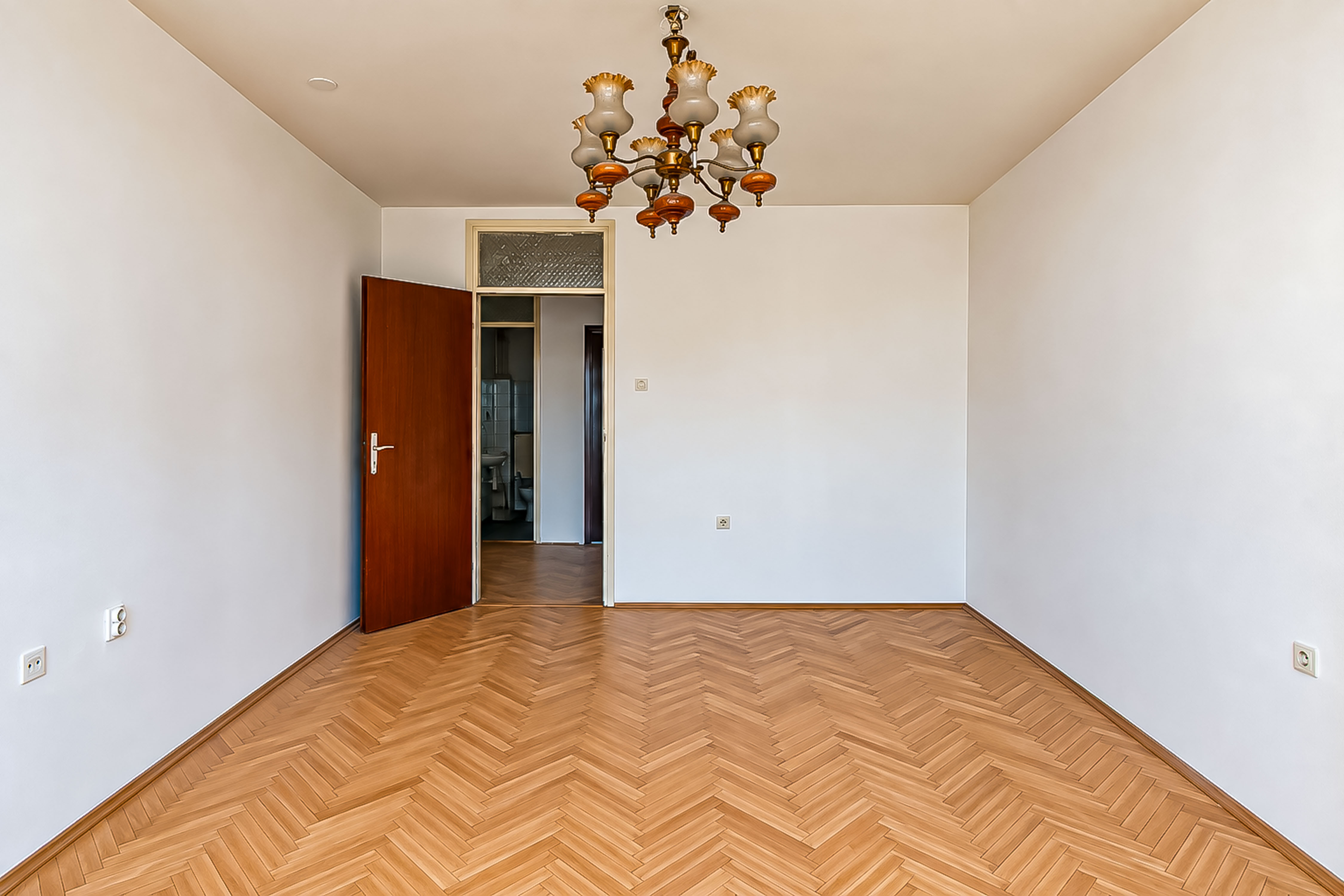 Četvorosoban stan Centar 79m², 3 sprat — slika 5