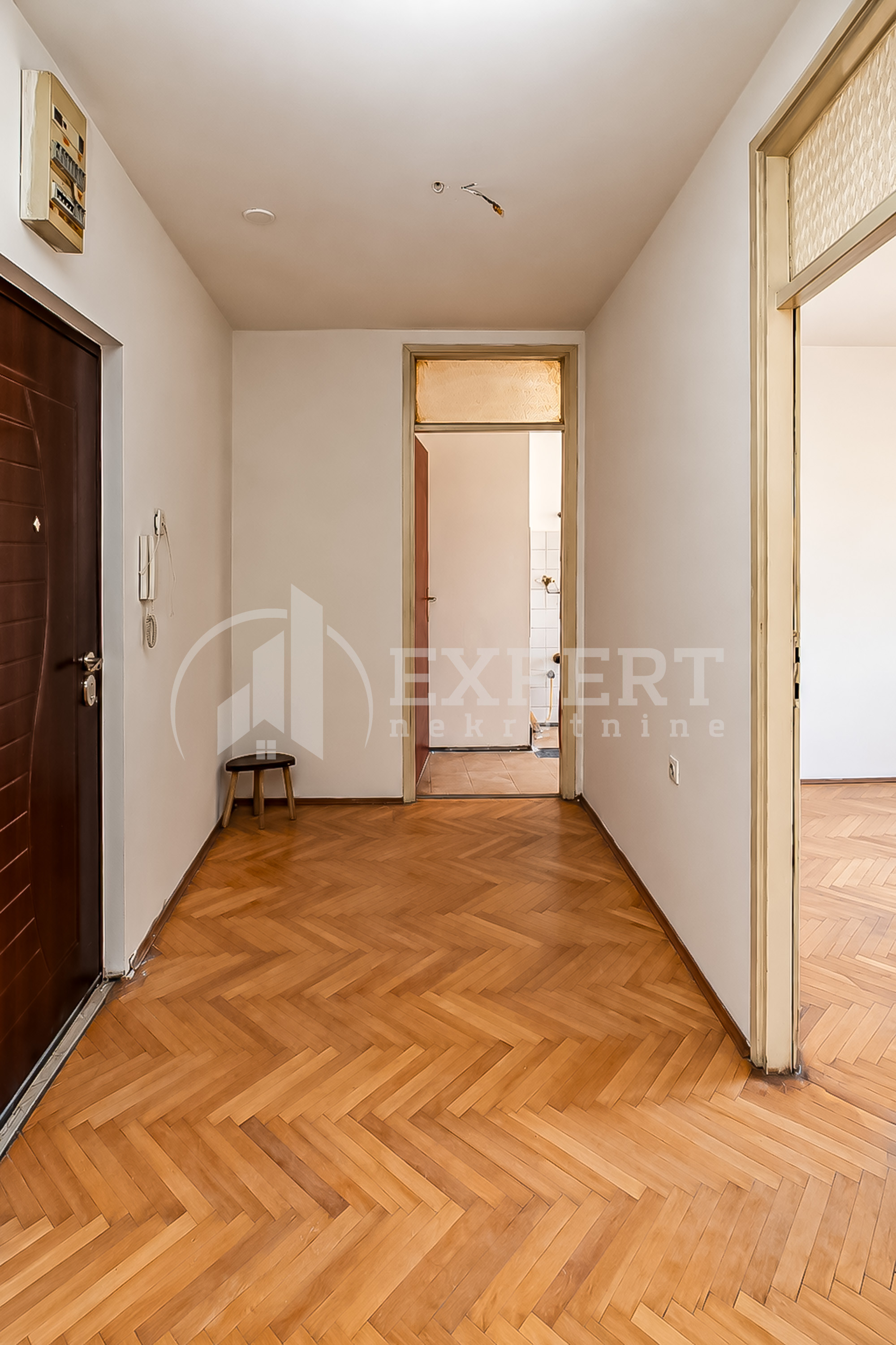 Četvorosoban stan Centar 79m², 3 sprat — slika 19