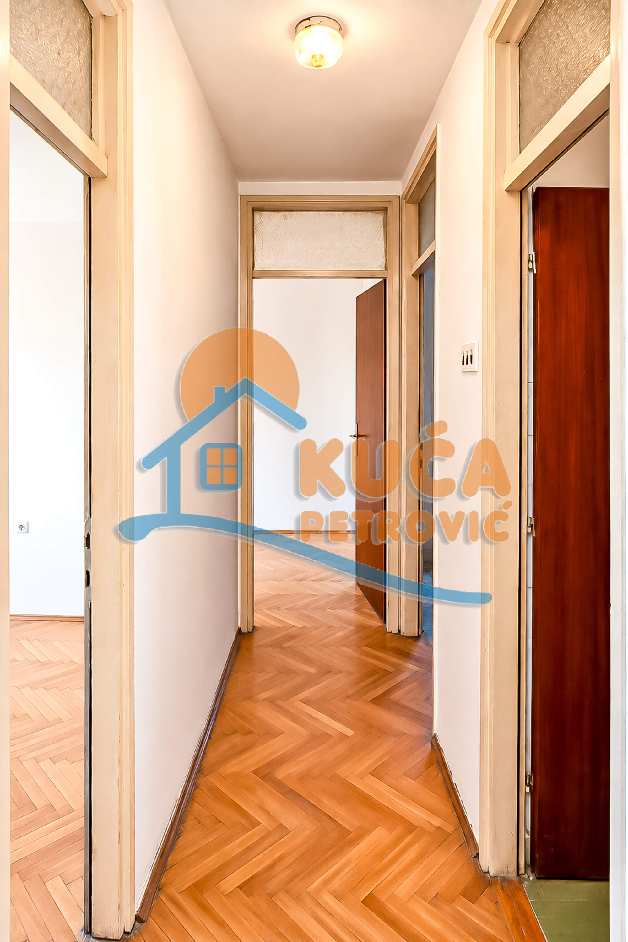 Četvorosoban stan Centar 79m², 3 sprat — slika 26