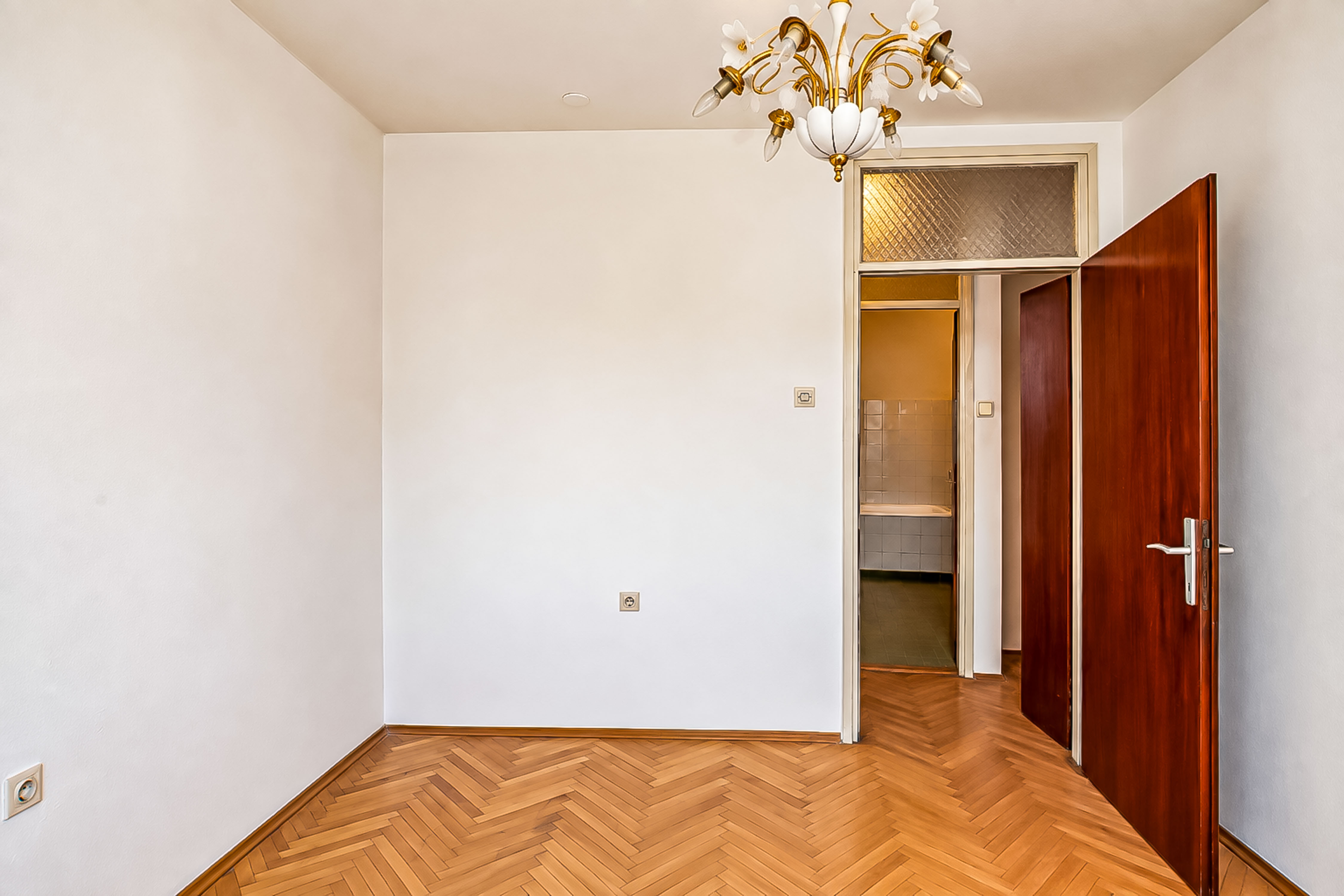 Četvorosoban stan Centar 79m², 3 sprat — slika 37
