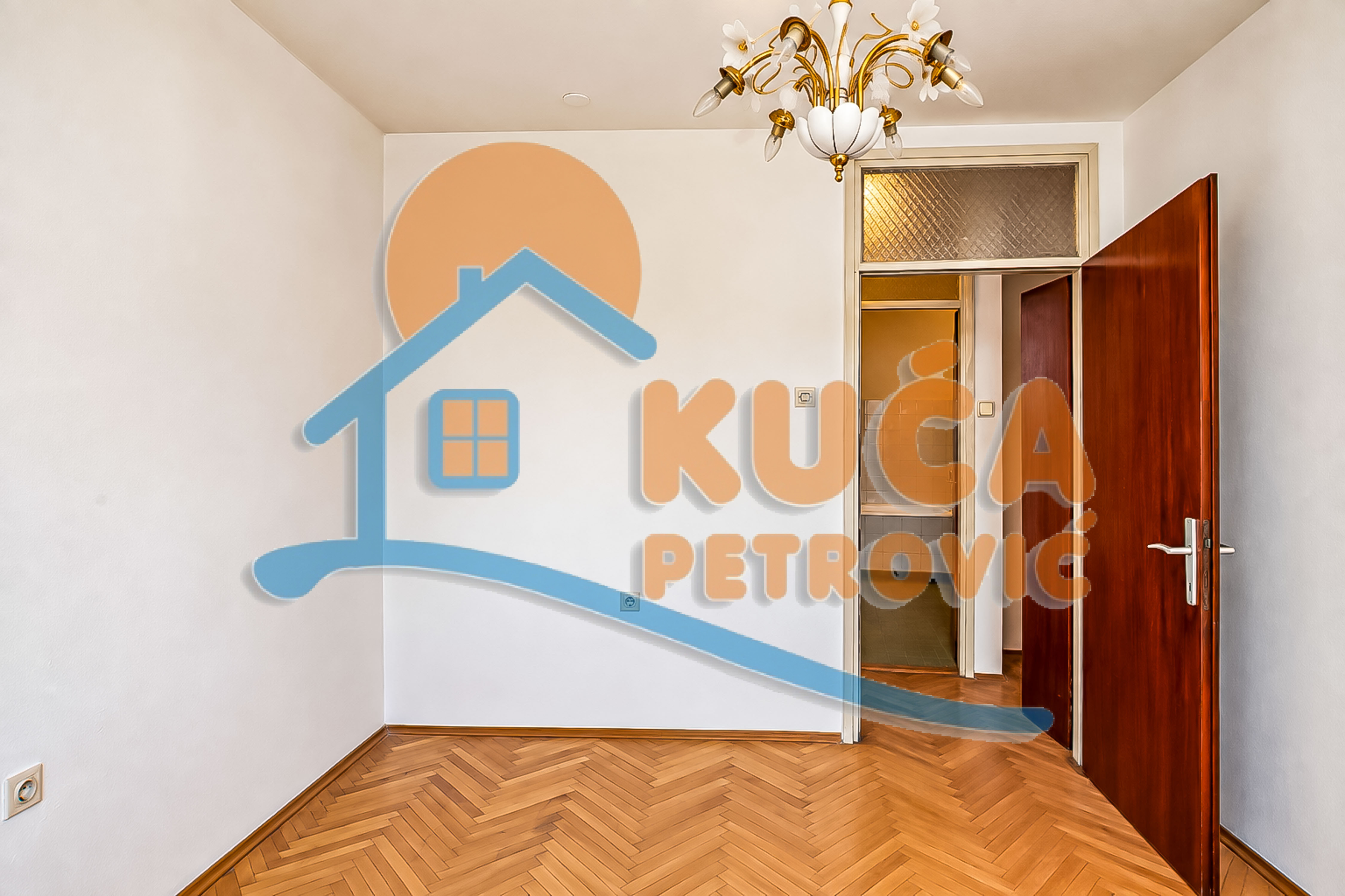 Četvorosoban stan Centar 79m², 3 sprat — slika 40