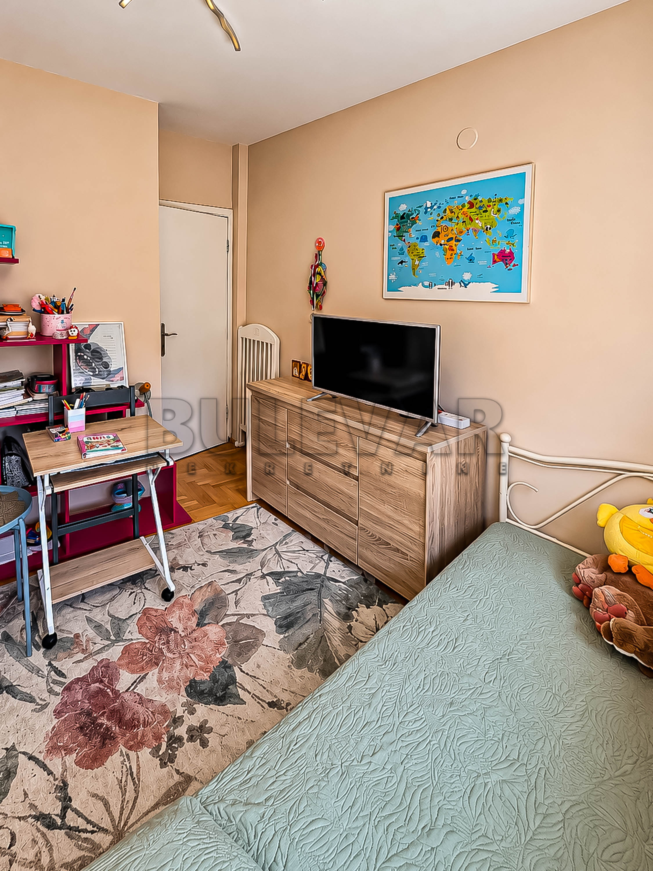 Dvoiposoban stan Vojna bolnica 48m², 2 sprat — slika 23