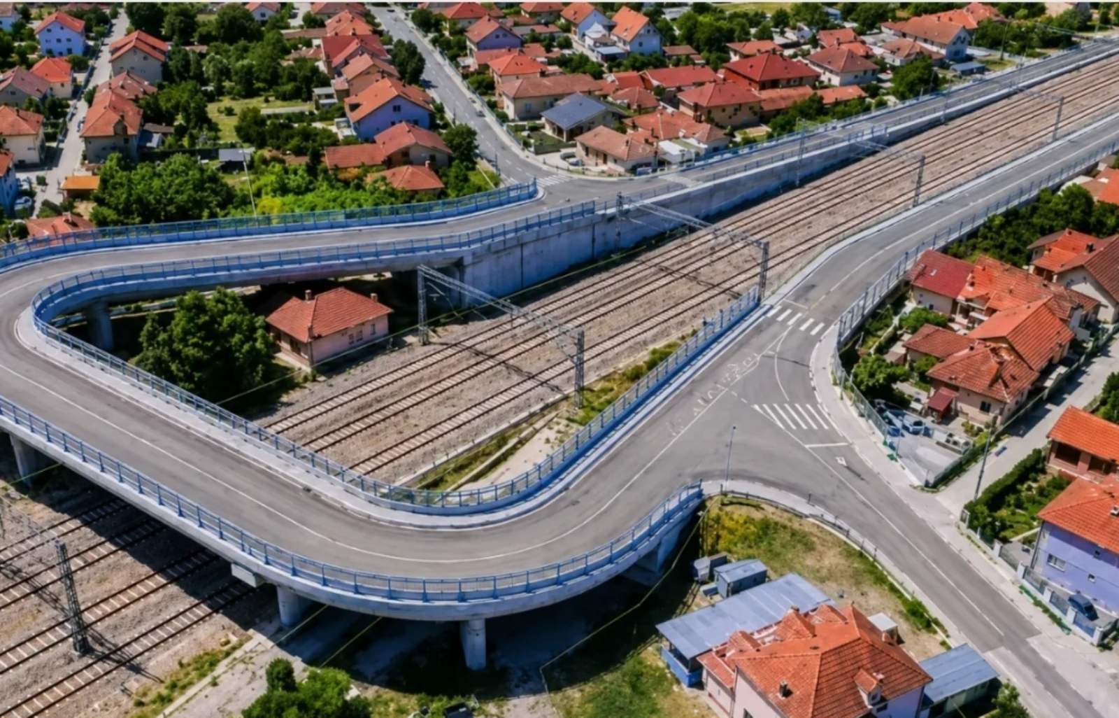 Trosoban stan Pantelej(Niš) 74m², 2 sprat — slika 53