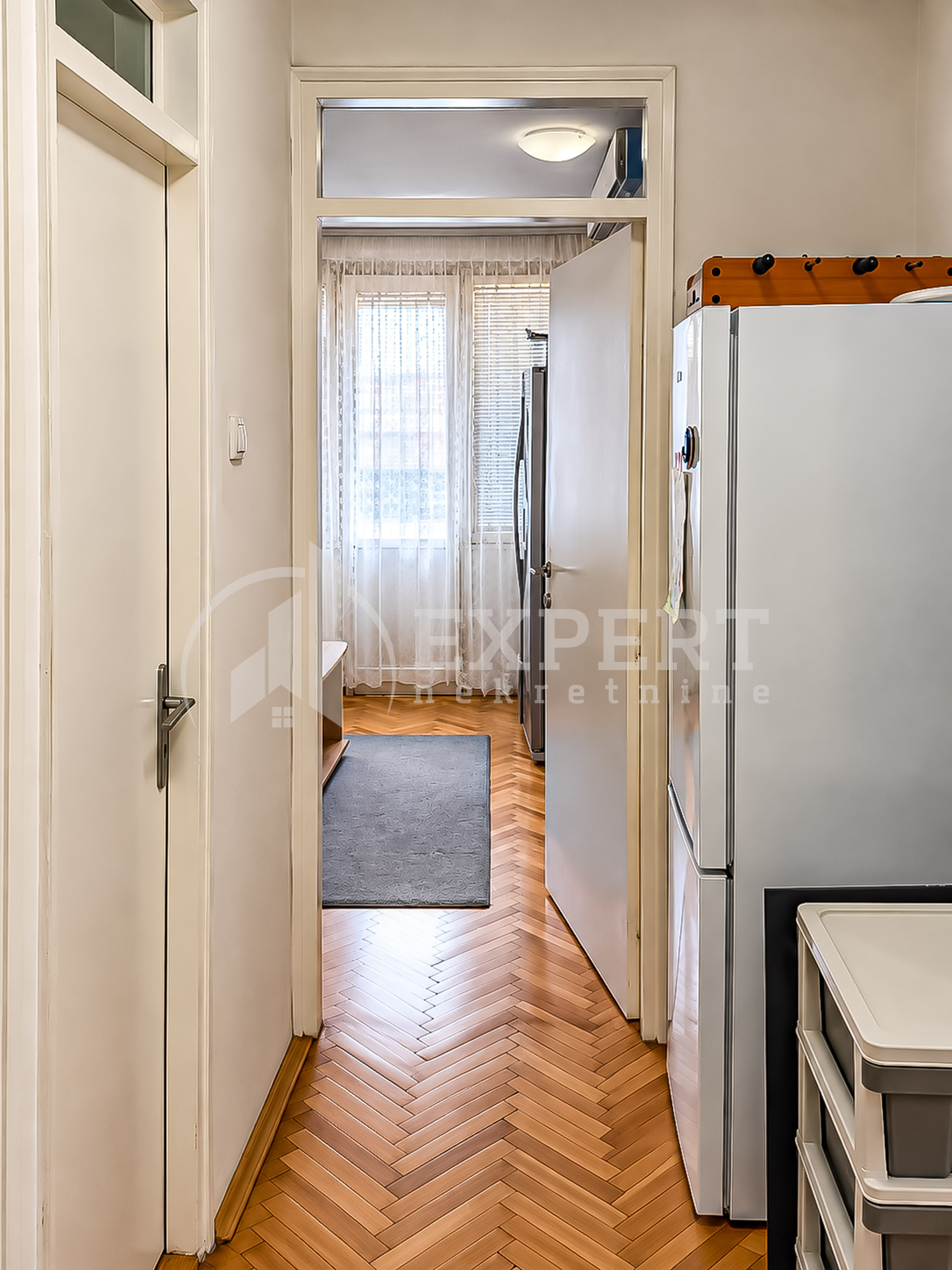Troiposoban stan Crveni pevac 71m², 9 sprat — slika 27