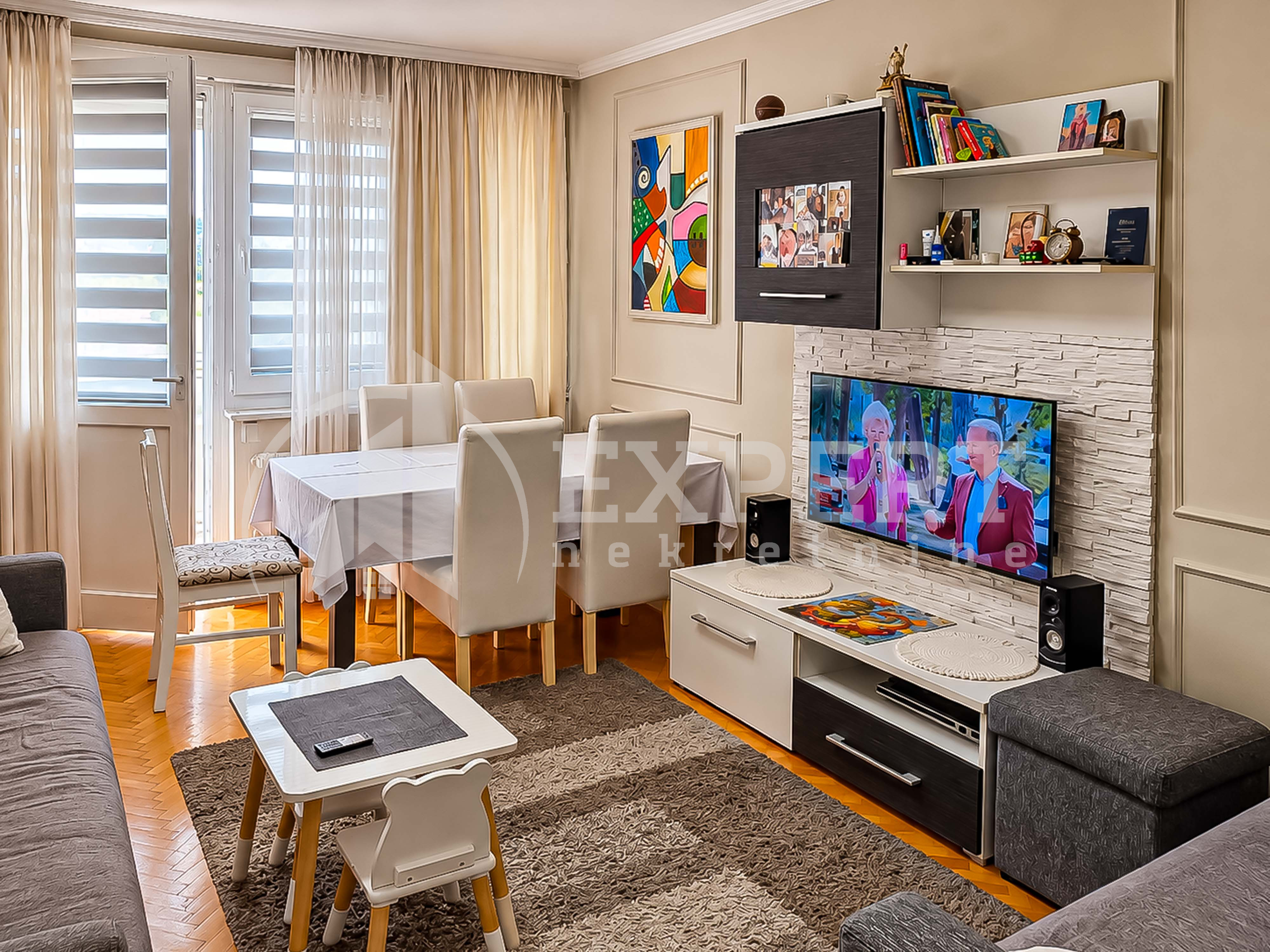 Troiposoban stan Crveni pevac 71m², 9 sprat — slika 2