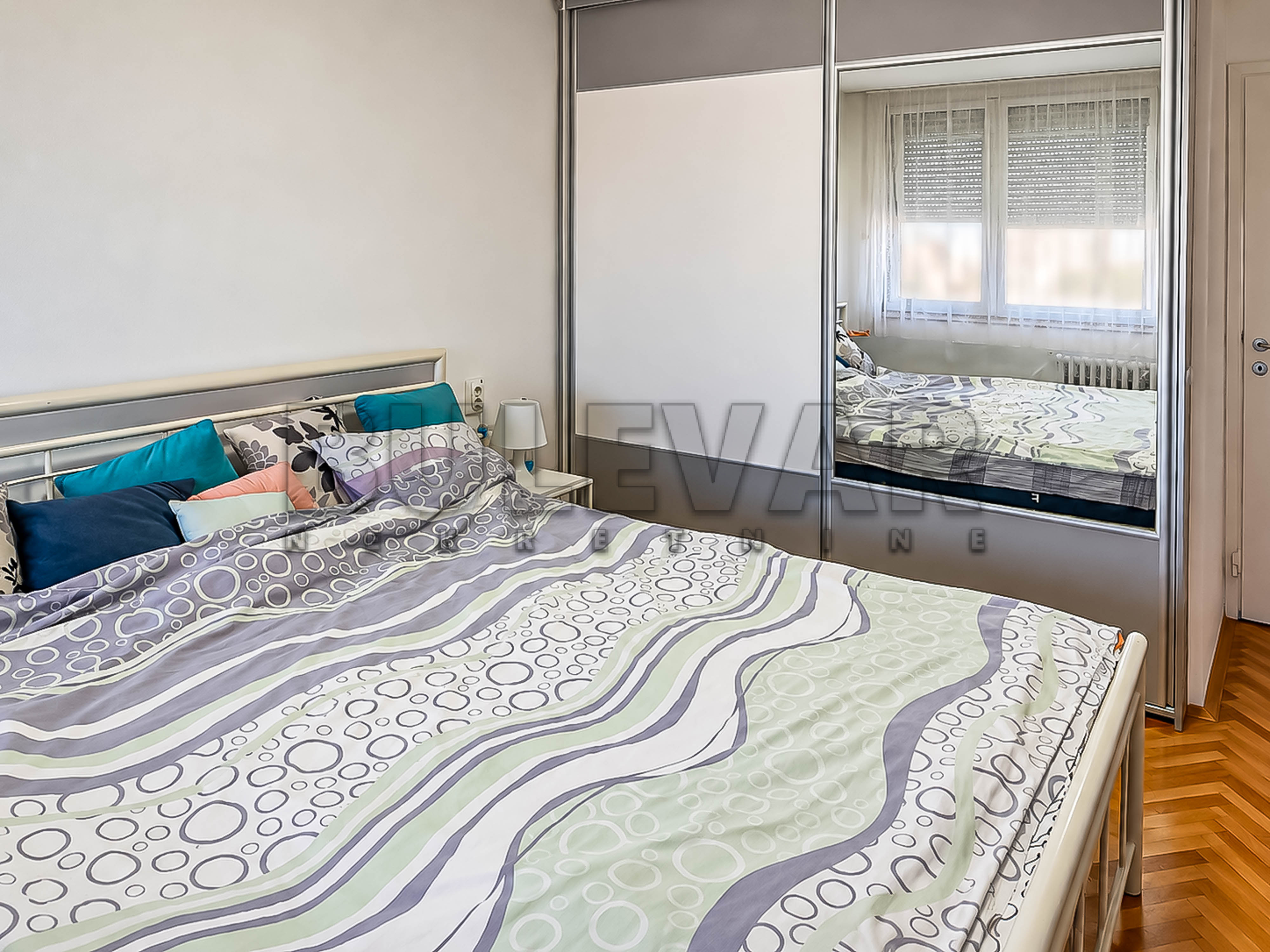 Troiposoban stan Crveni pevac 71m², 9 sprat — slika 30