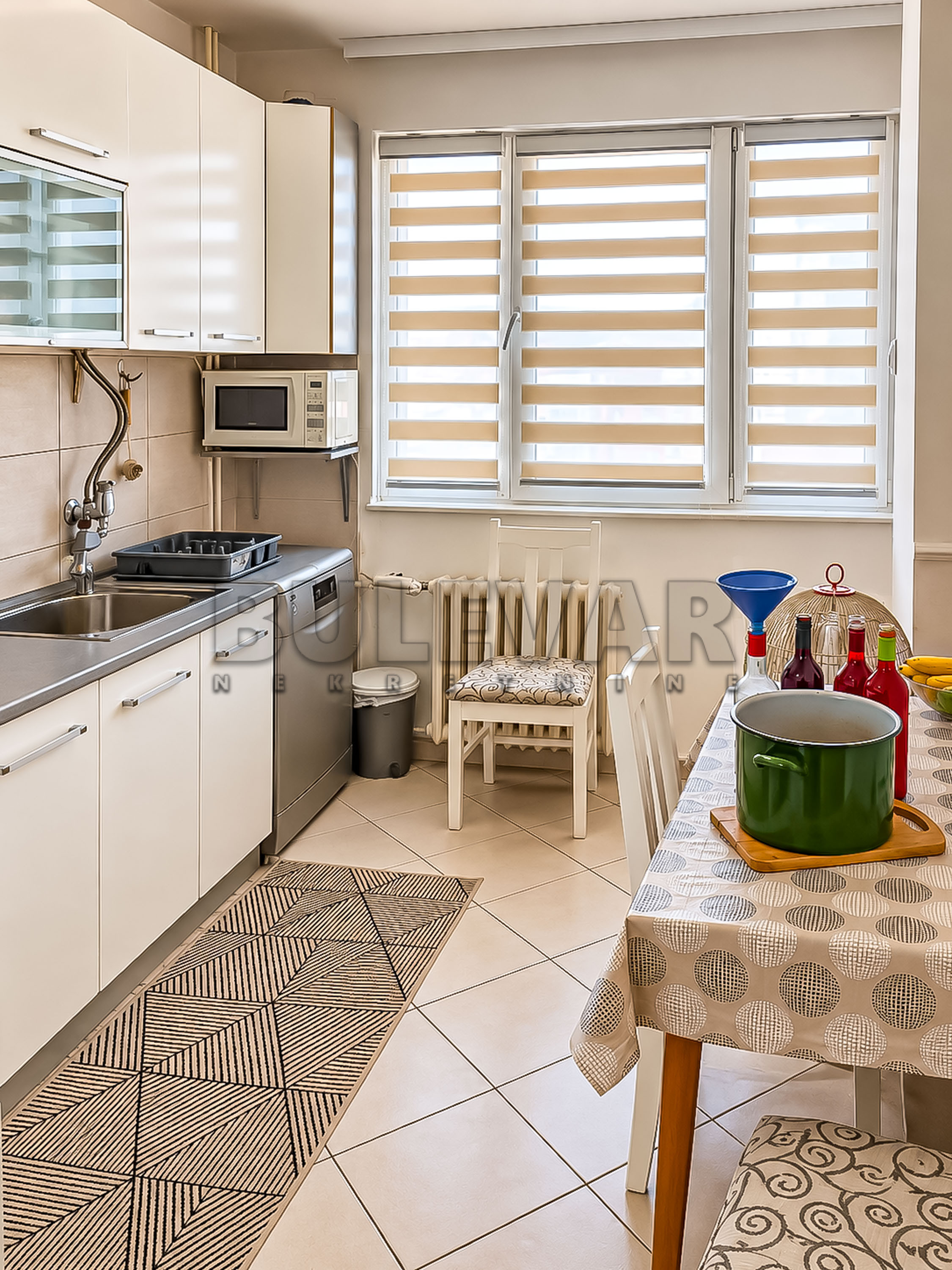 Troiposoban stan Crveni pevac 71m², 9 sprat — slika 43