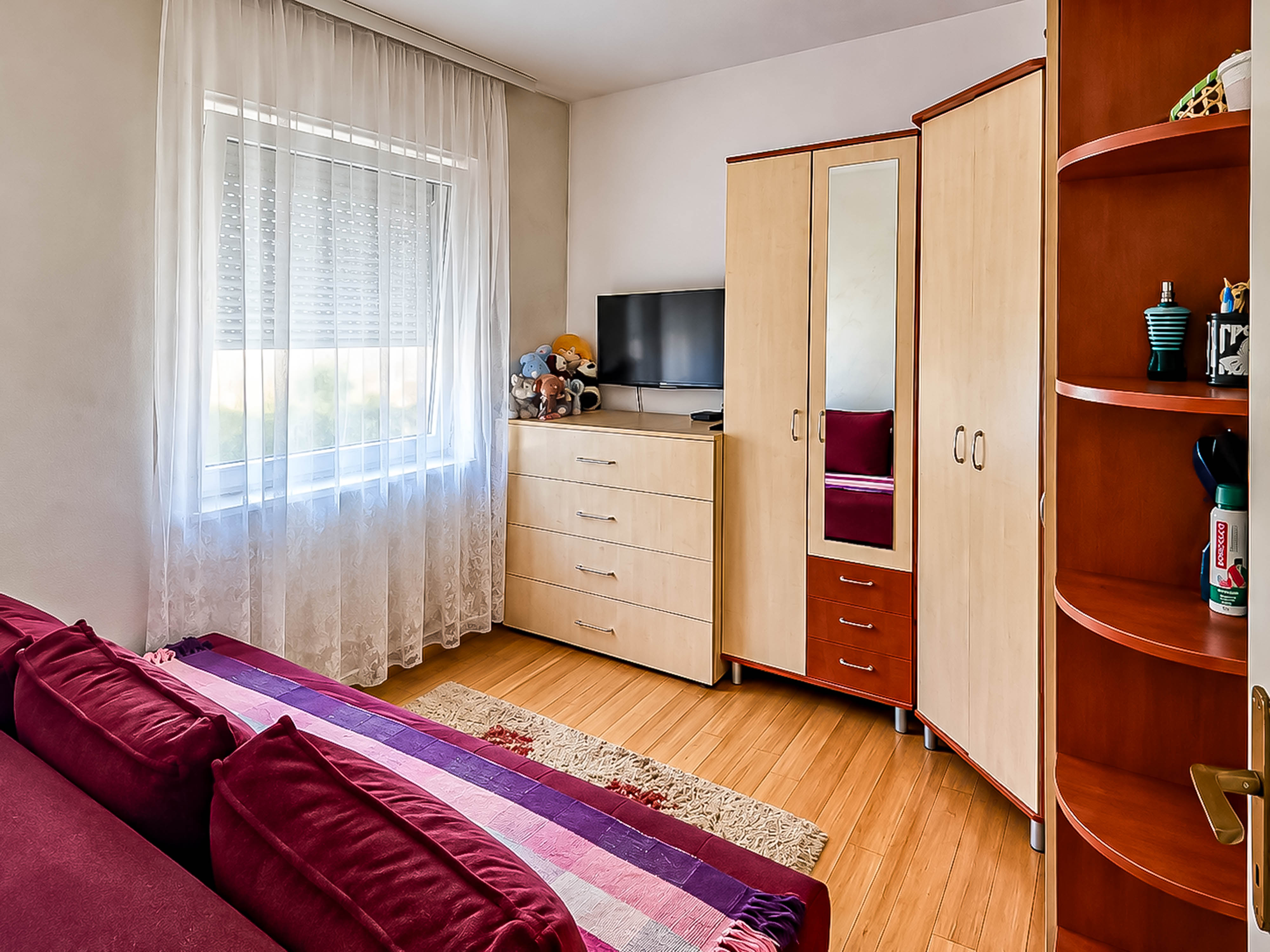 Trosoban stan Pantelej(Niš) 54m², 2 sprat — slika 25