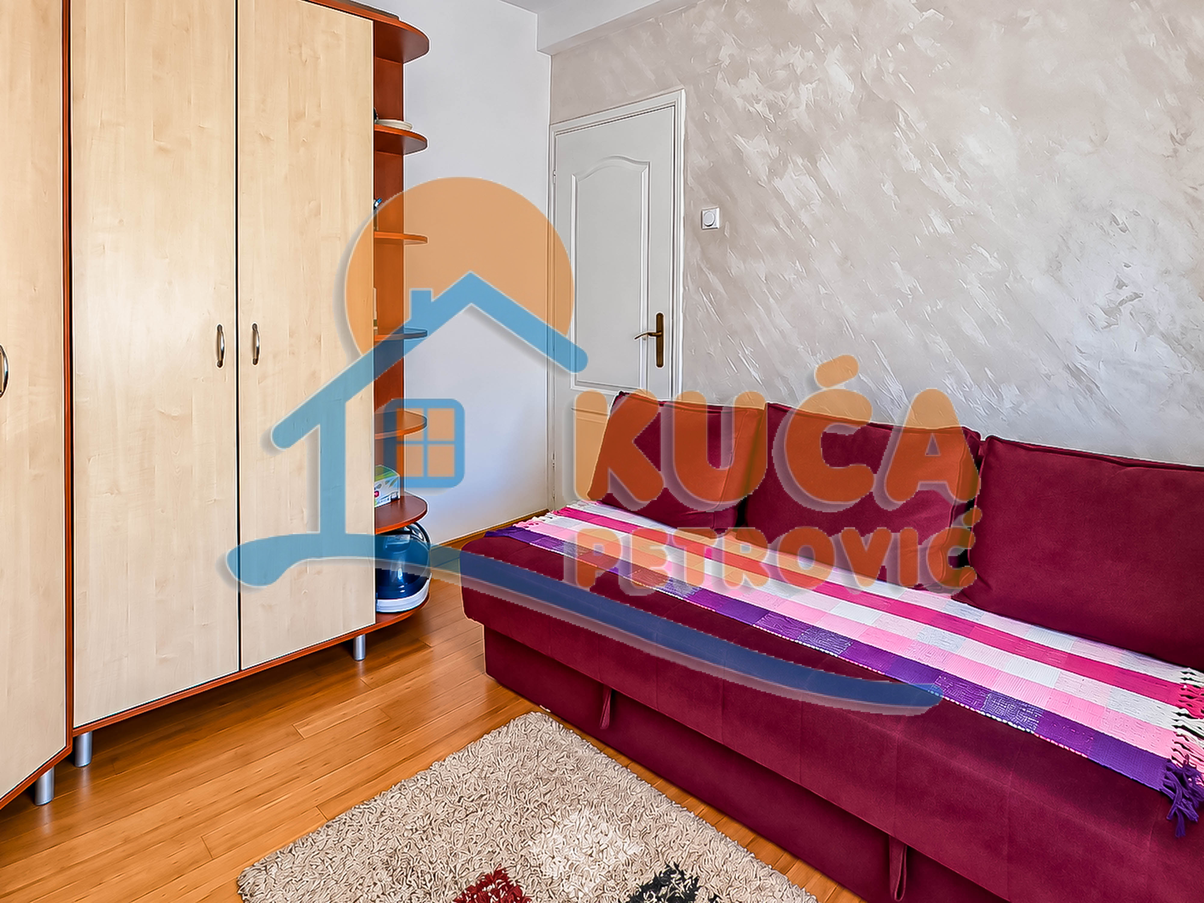 Trosoban stan Pantelej(Niš) 54m², 2 sprat — slika 30