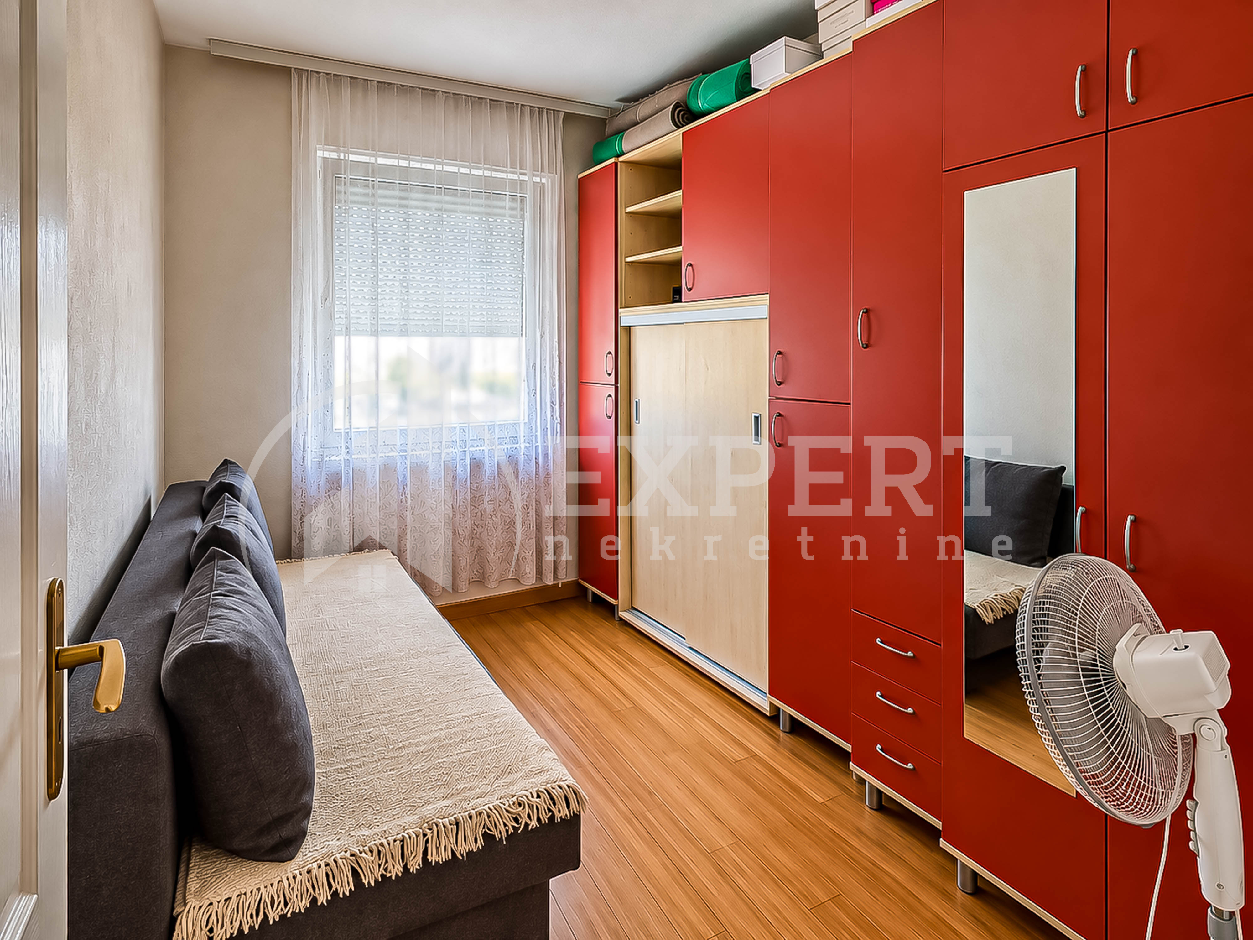 Trosoban stan Pantelej(Niš) 54m², 2 sprat — slika 39