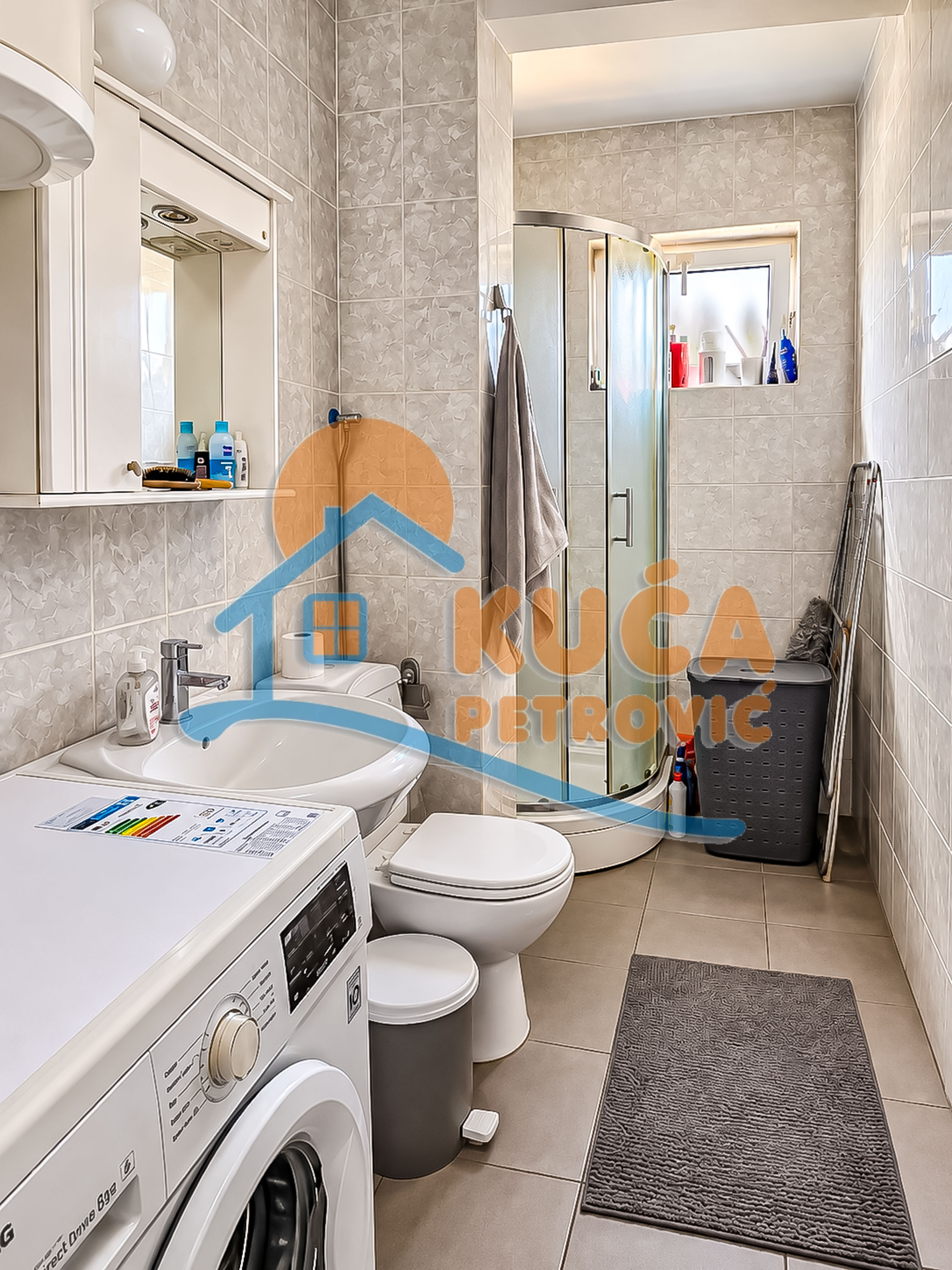 Trosoban stan Pantelej(Niš) 54m², 2 sprat — slika 48