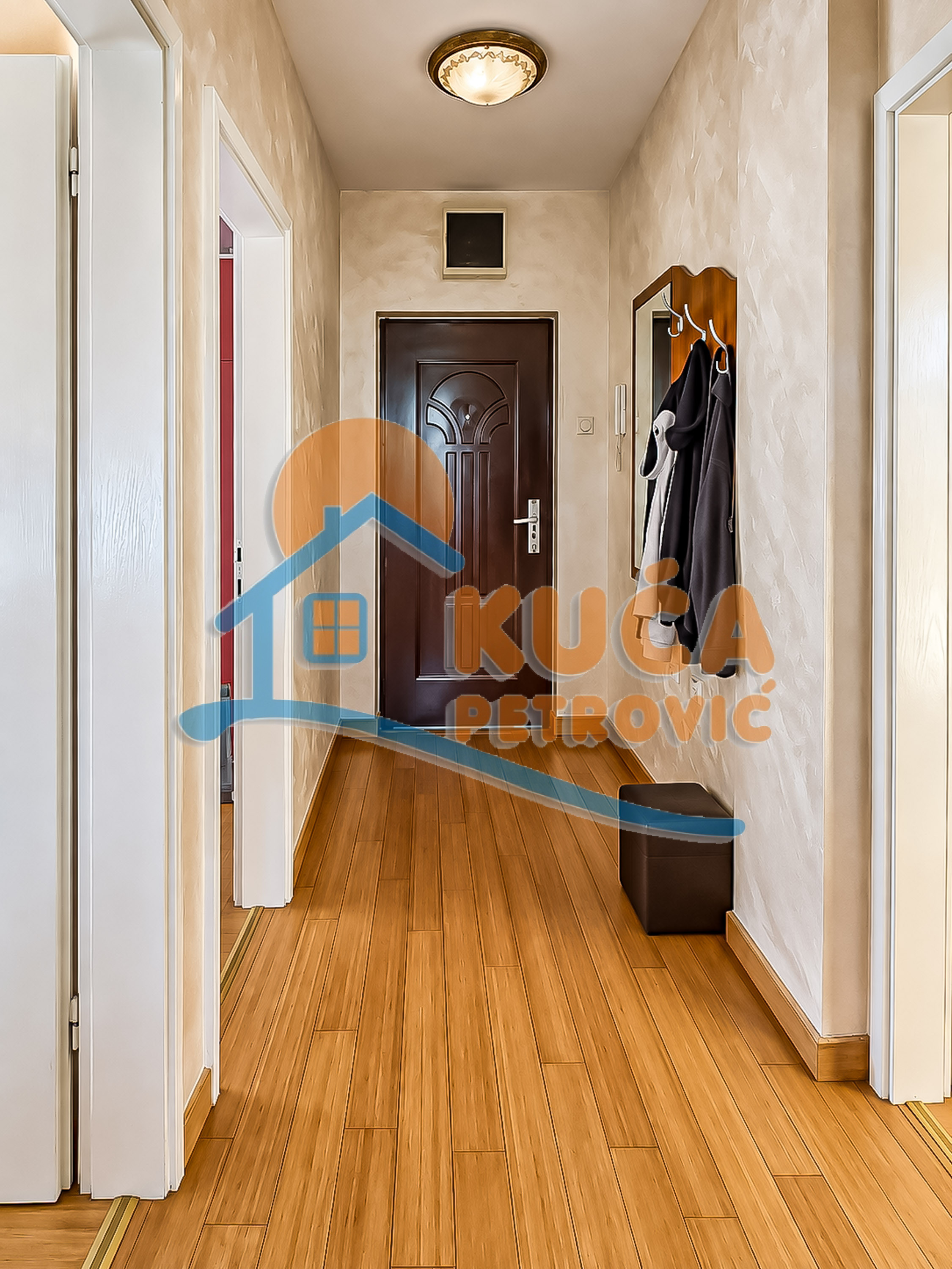 Trosoban stan Pantelej(Niš) 54m², 2 sprat — slika 56