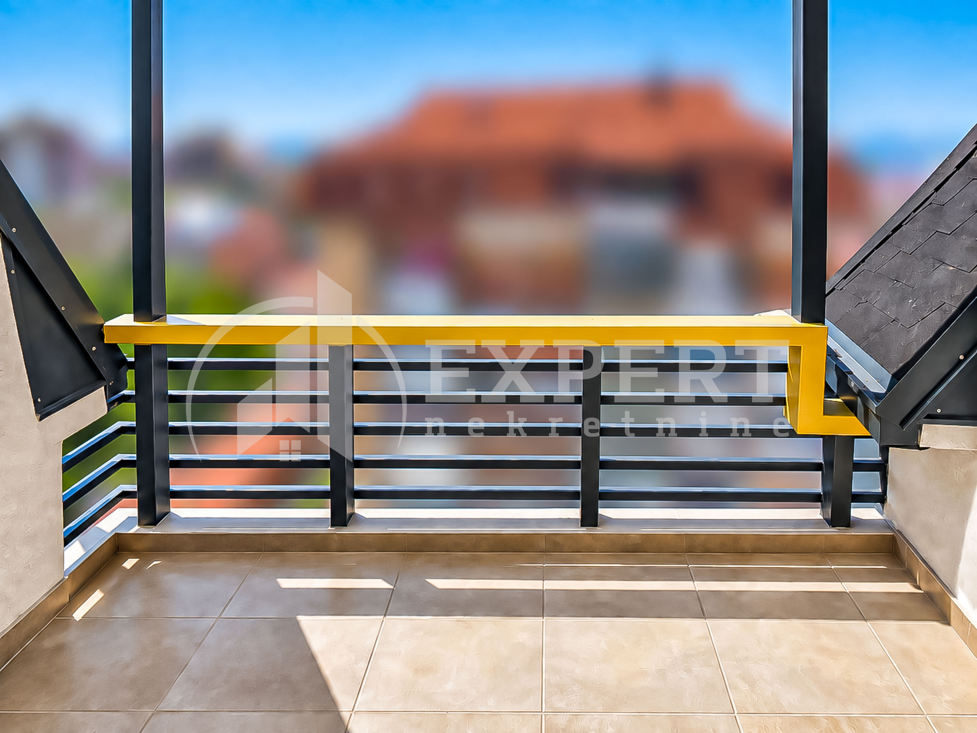 Trosoban stan Centar 80m², 7 sprat — slika 47