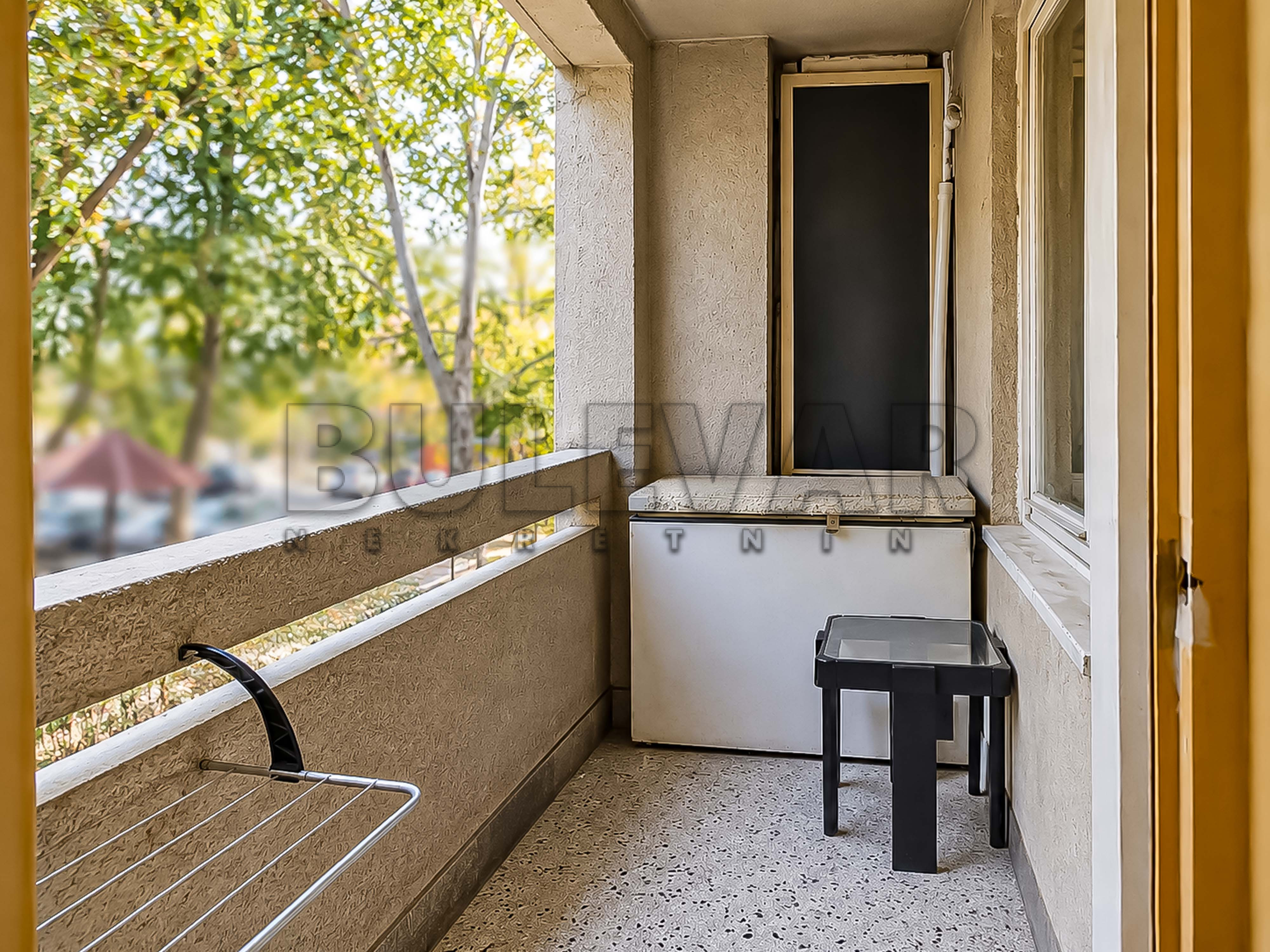 Dvoiposoban stan Bulevar Nemanjića 60m², 0 sprat — slika 6