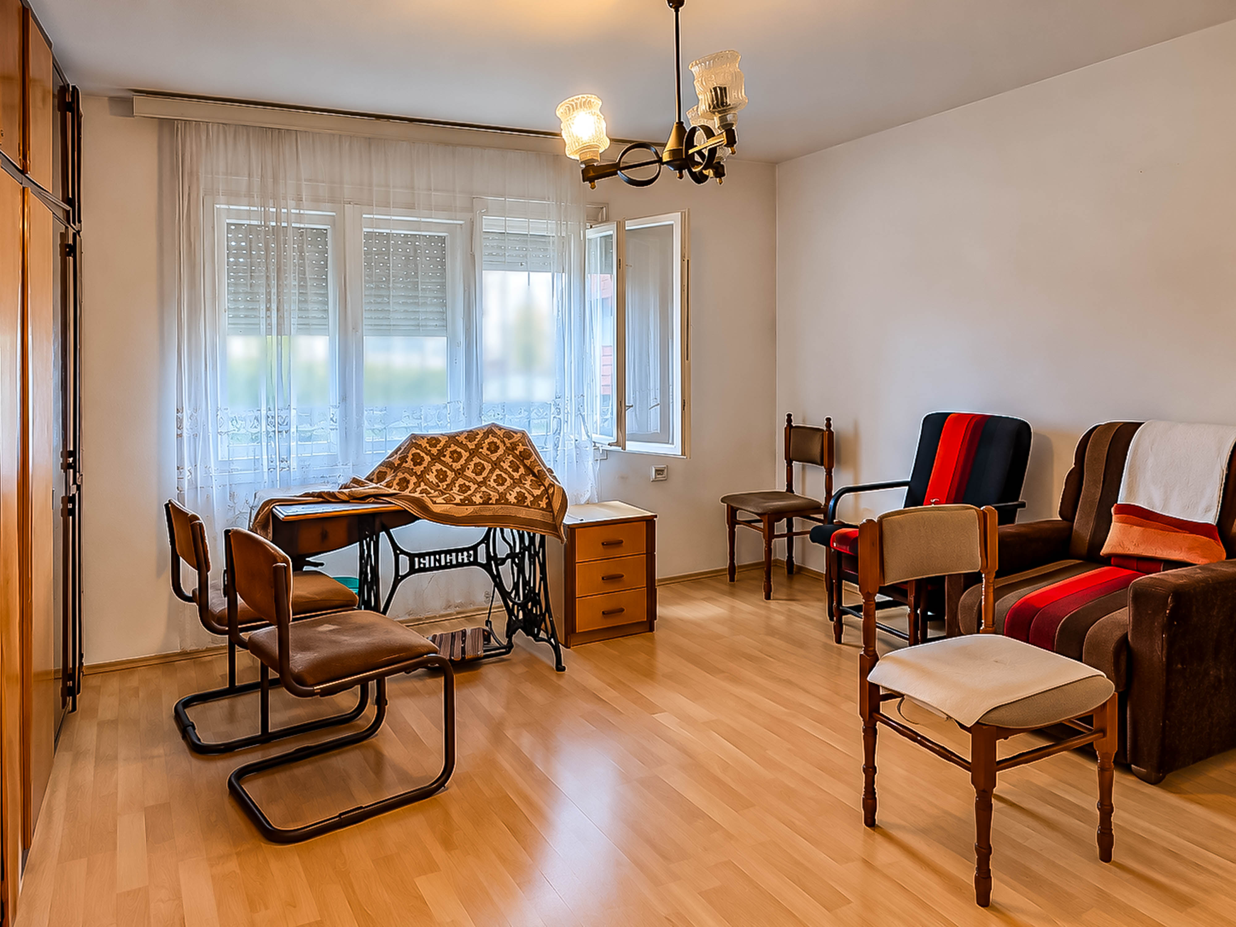 Trosoban stan Ratko Jović 129m², 1 sprat — slika 9