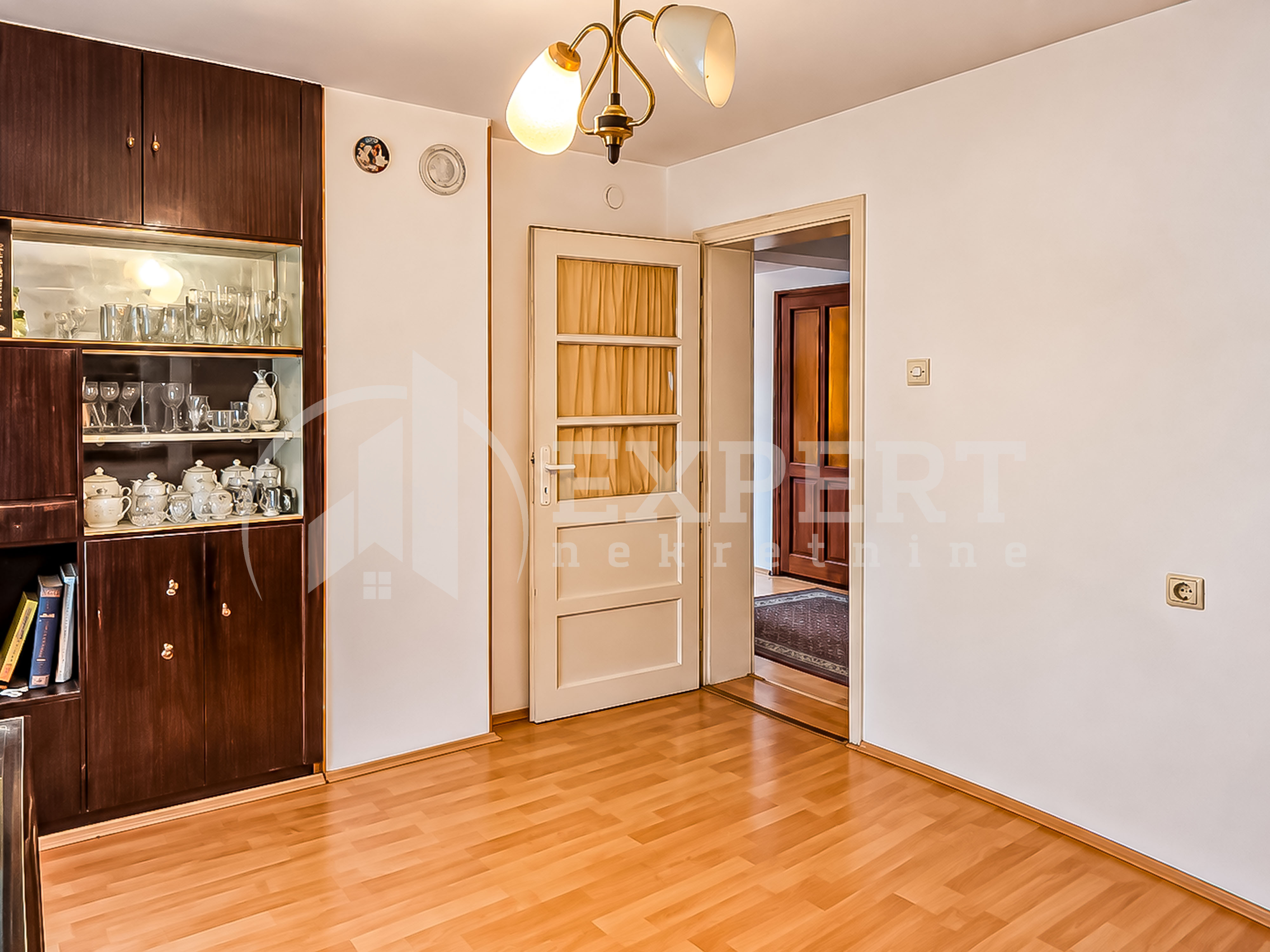 Trosoban stan Ratko Jović 129m², 1 sprat — slika 18