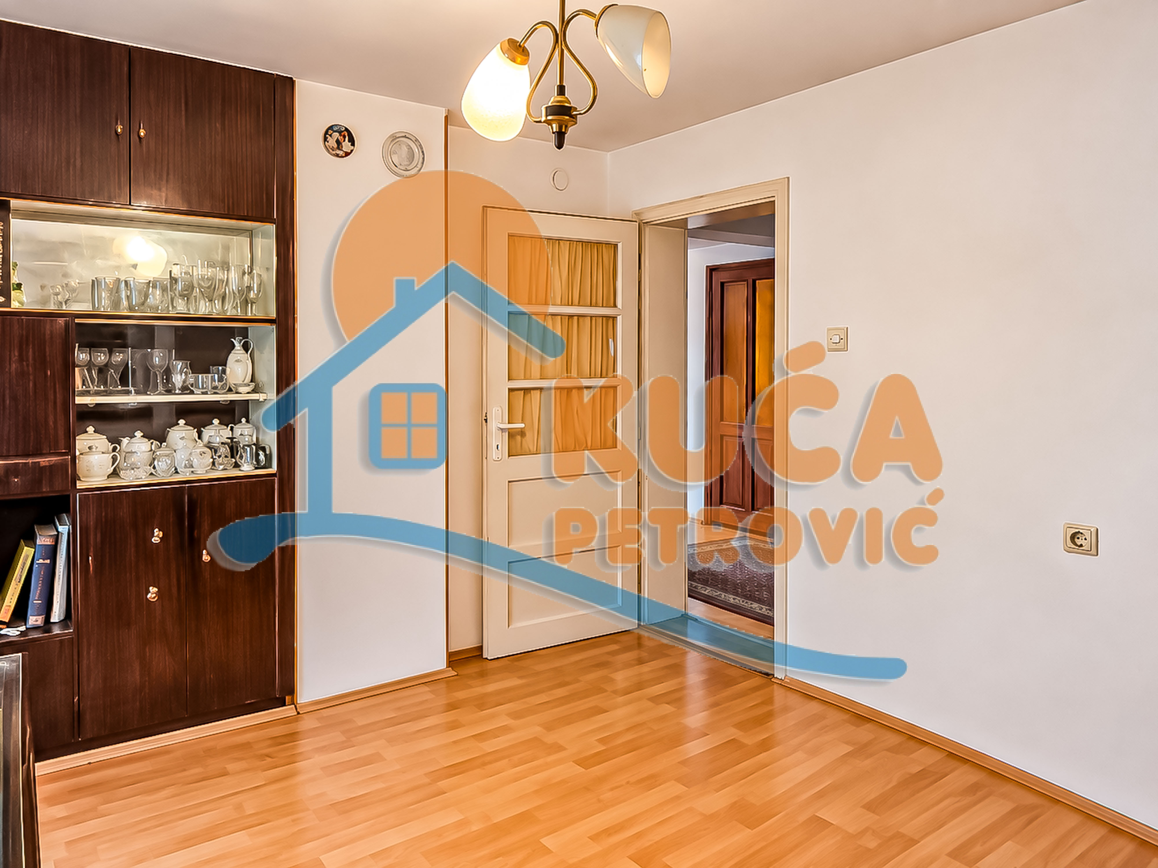 Trosoban stan Ratko Jović 129m², 1 sprat — slika 19