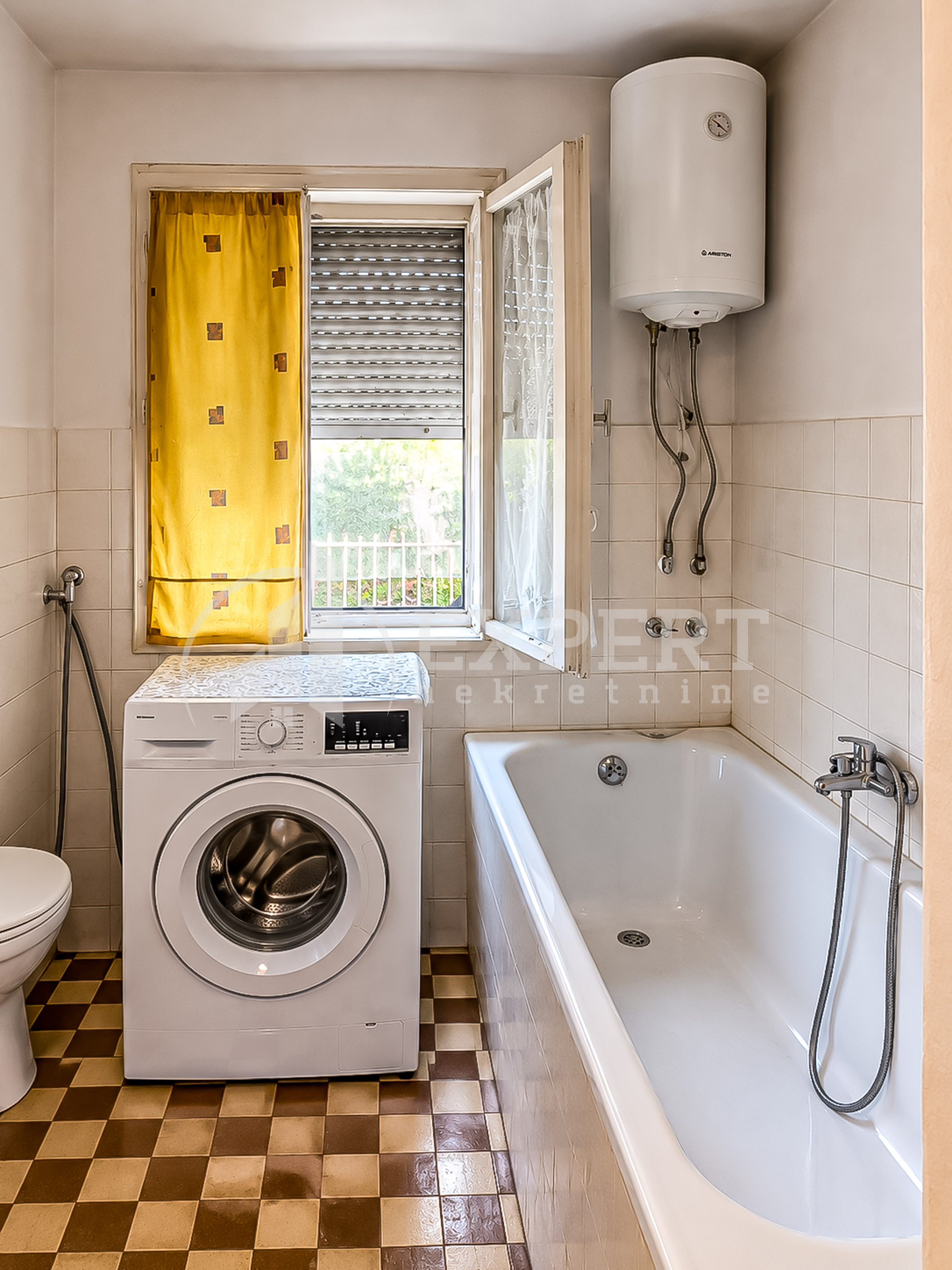 Trosoban stan Ratko Jović 129m², 1 sprat — slika 47