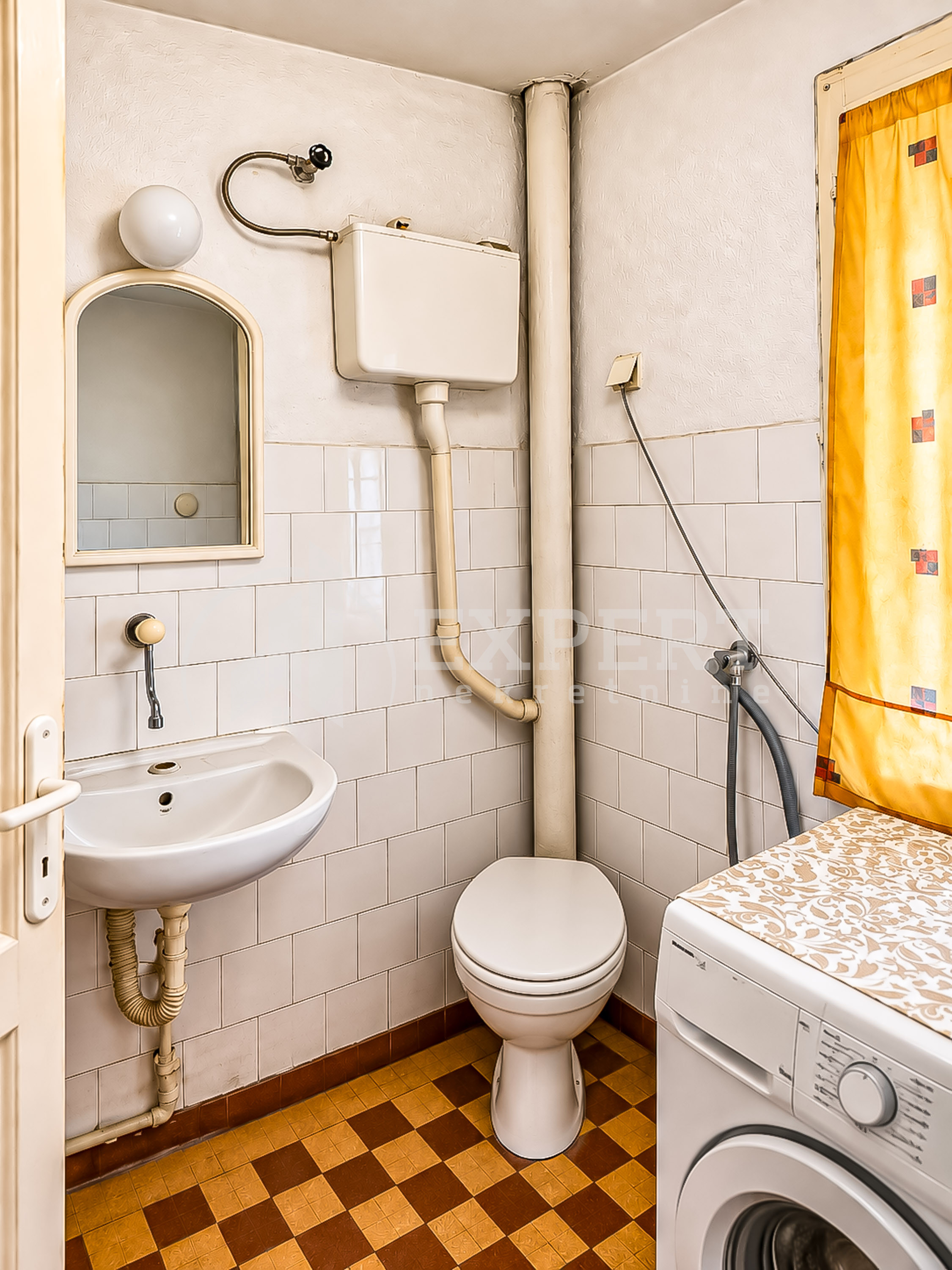 Trosoban stan Ratko Jović 129m², 1 sprat — slika 74