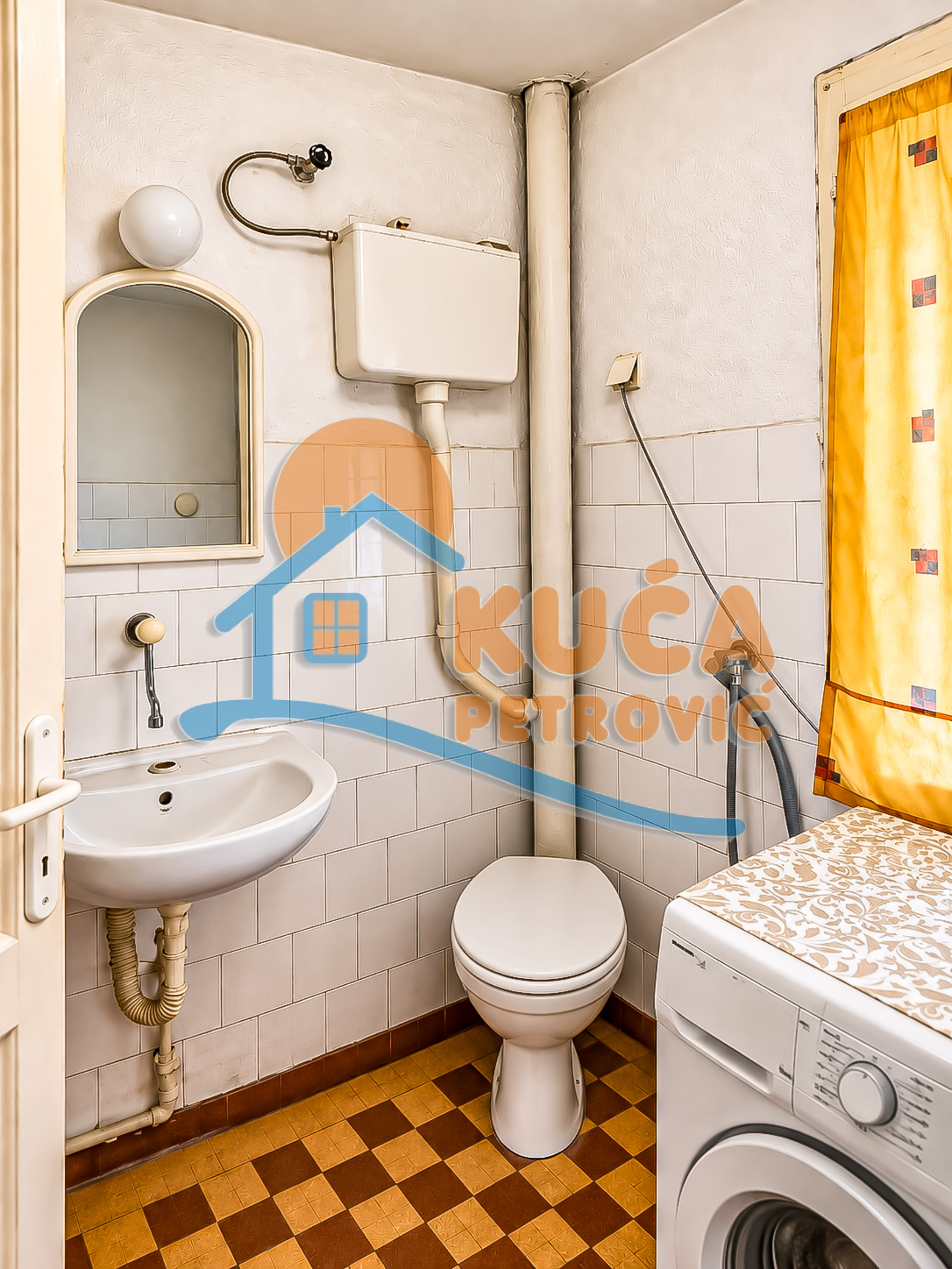 Trosoban stan Ratko Jović 129m², 1 sprat — slika 75