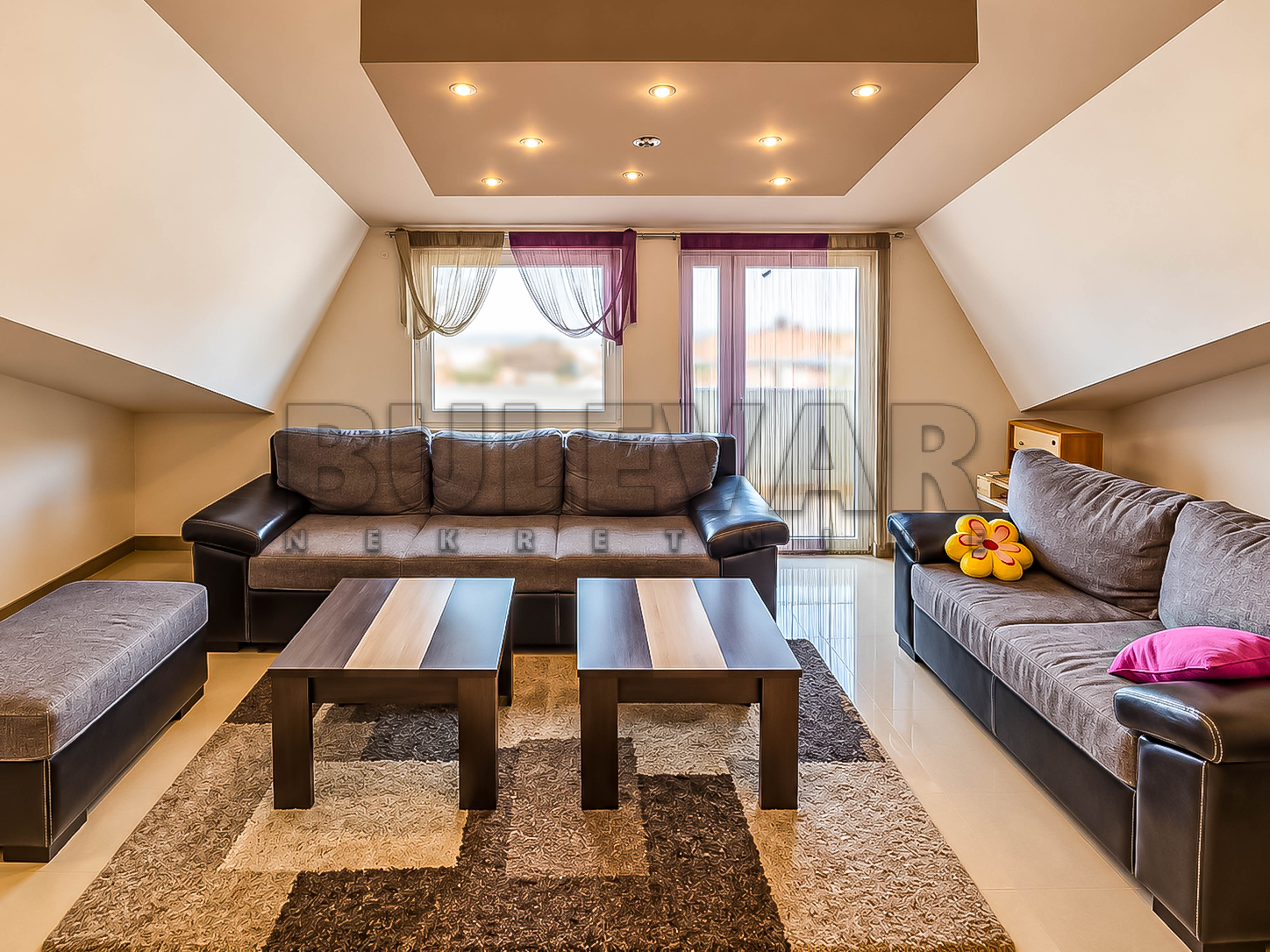 Trosoban stan Pantelej(Niš) 100m², 4 sprat — slika 10