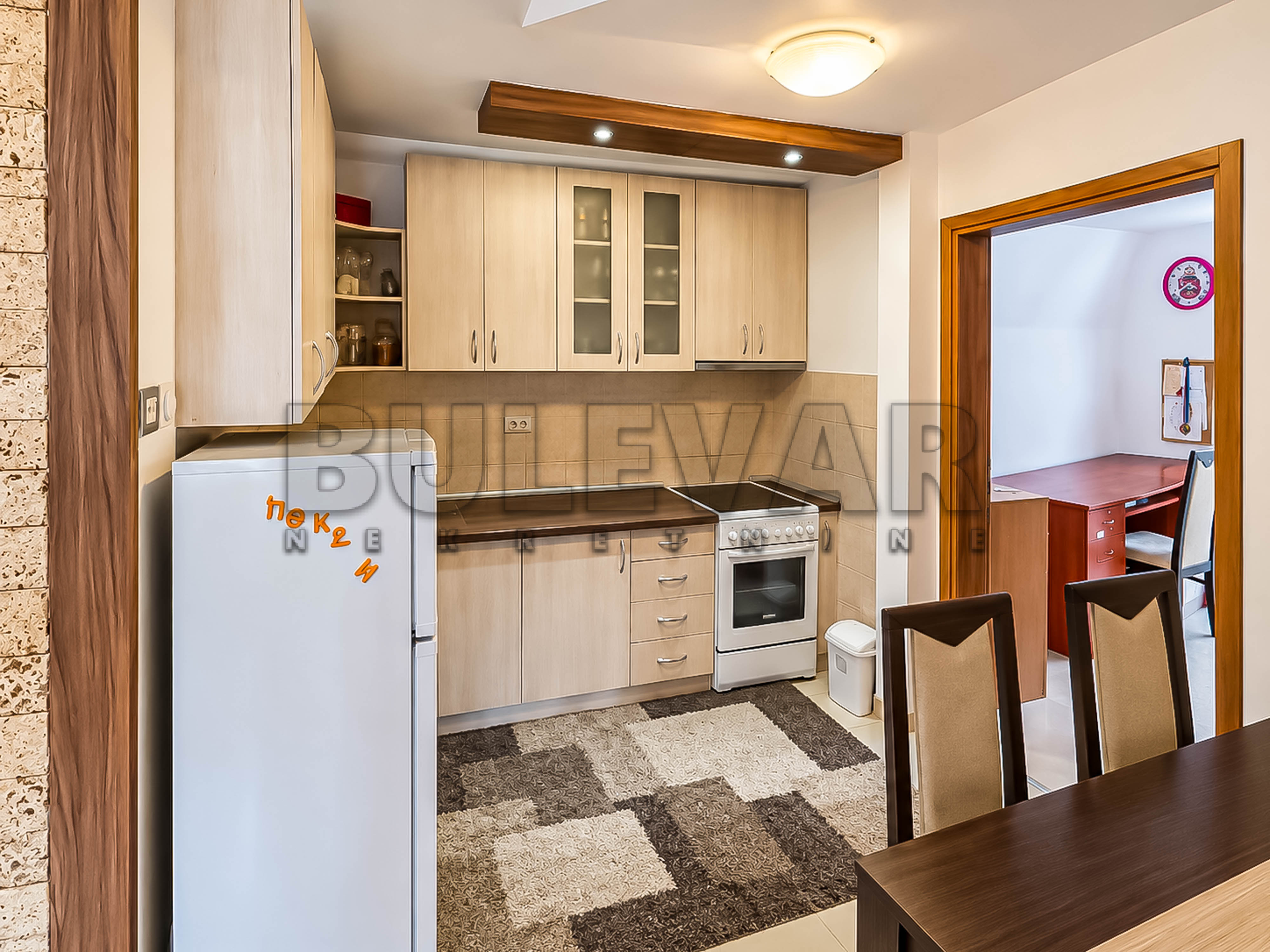 Trosoban stan Pantelej(Niš) 100m², 4 sprat — slika 18