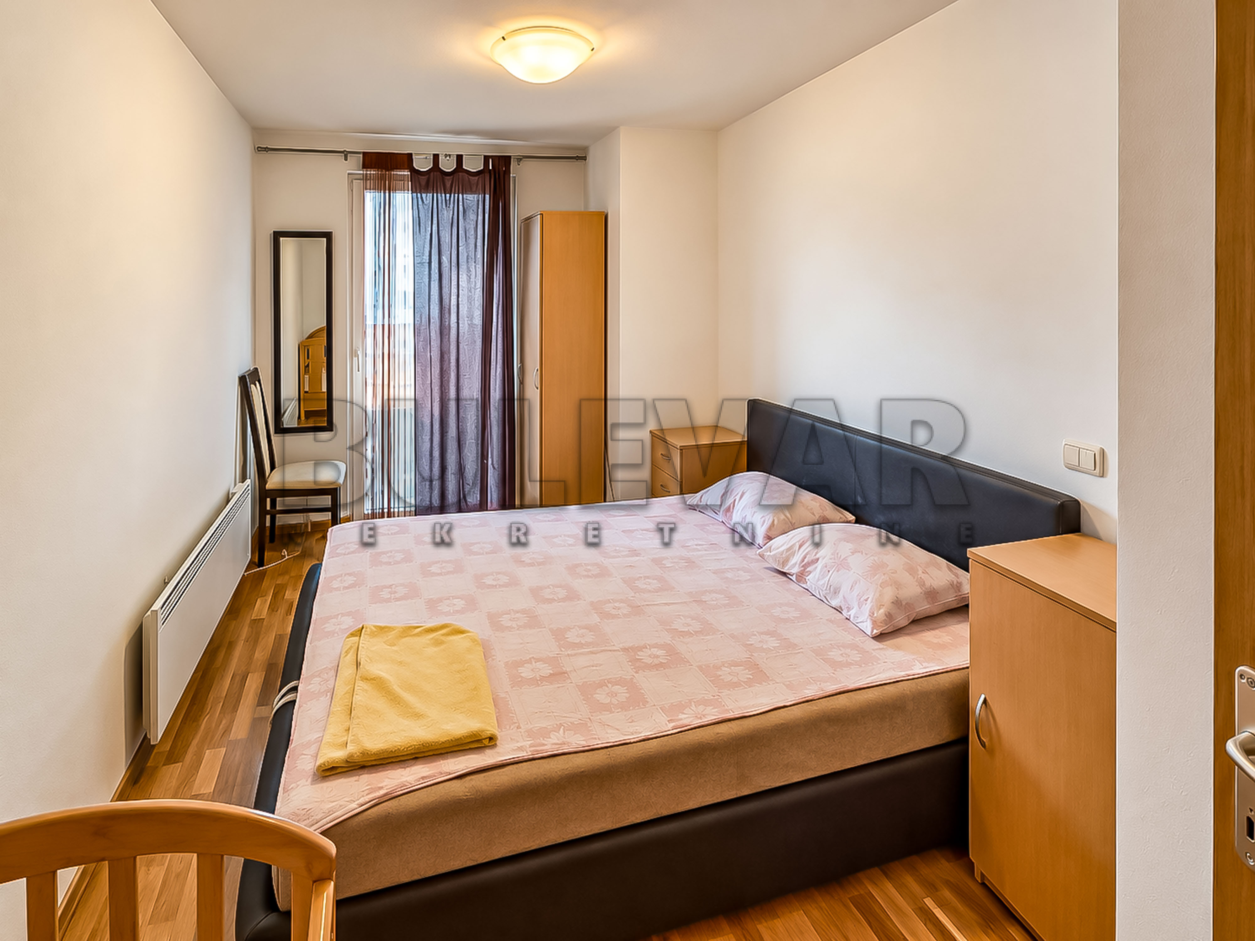 Trosoban stan Pantelej(Niš) 100m², 4 sprat — slika 27