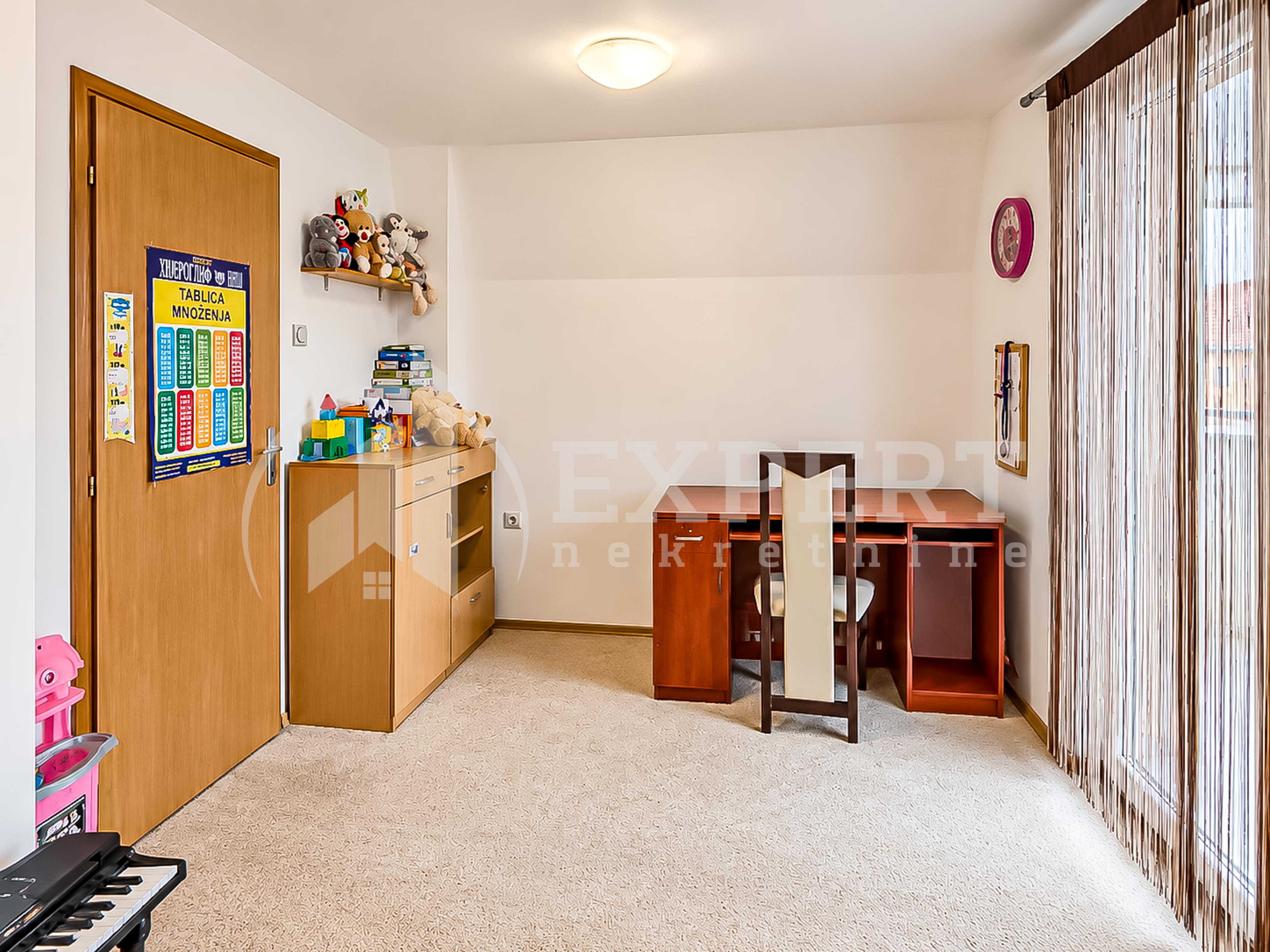 Trosoban stan Pantelej(Niš) 100m², 4 sprat — slika 43