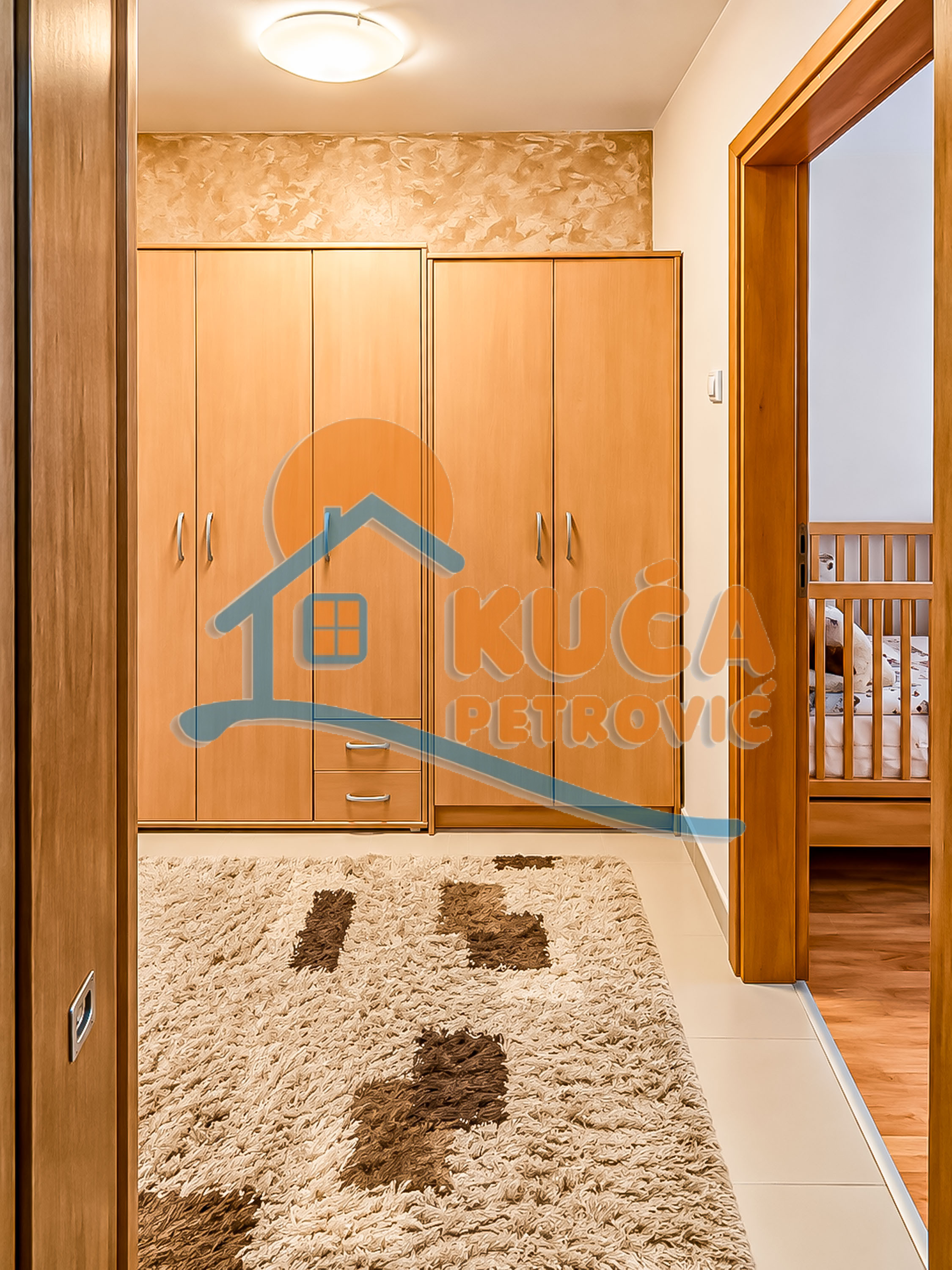 Trosoban stan Pantelej(Niš) 100m², 4 sprat — slika 48