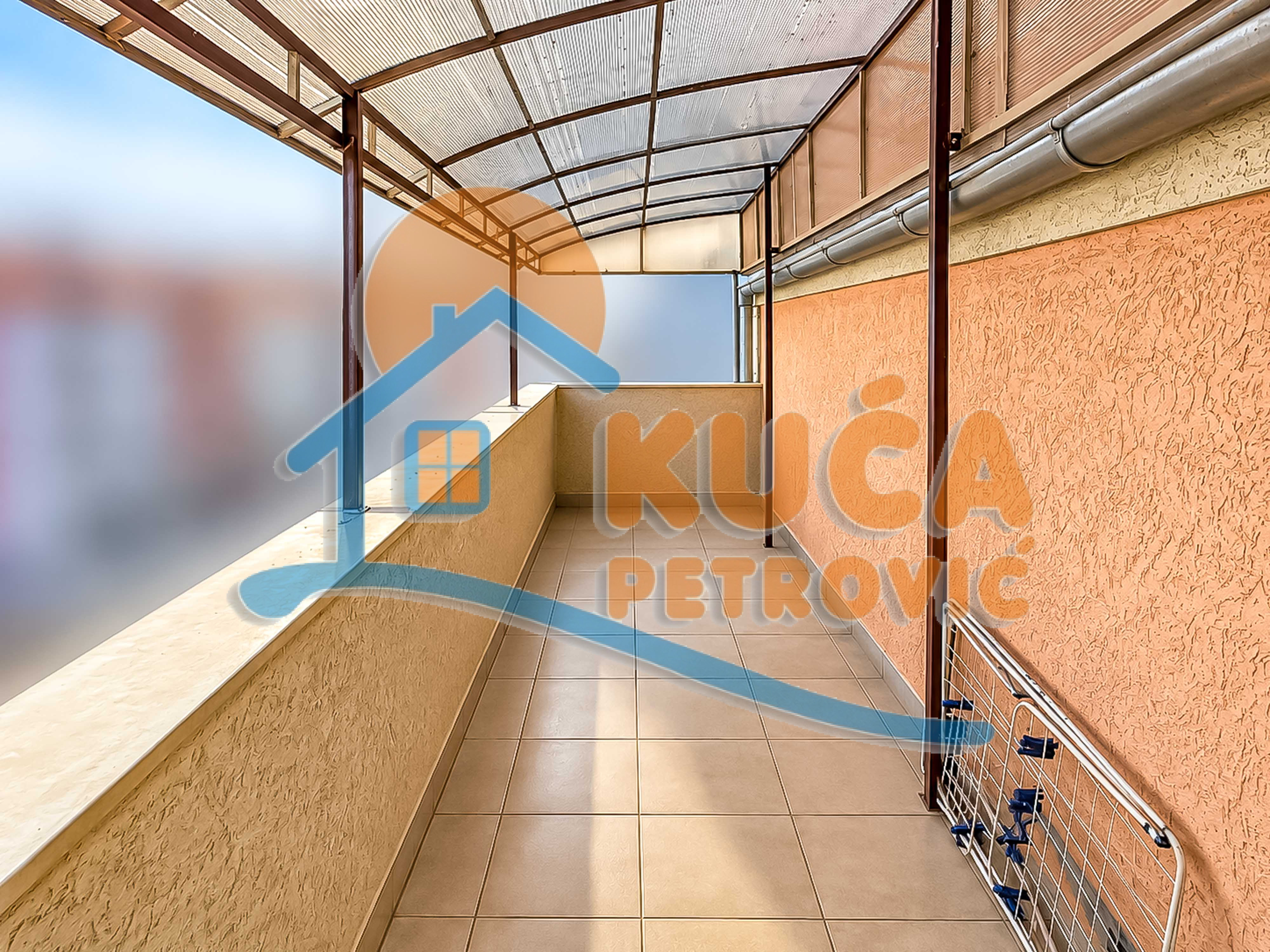 Trosoban stan Pantelej(Niš) 100m², 4 sprat — slika 53