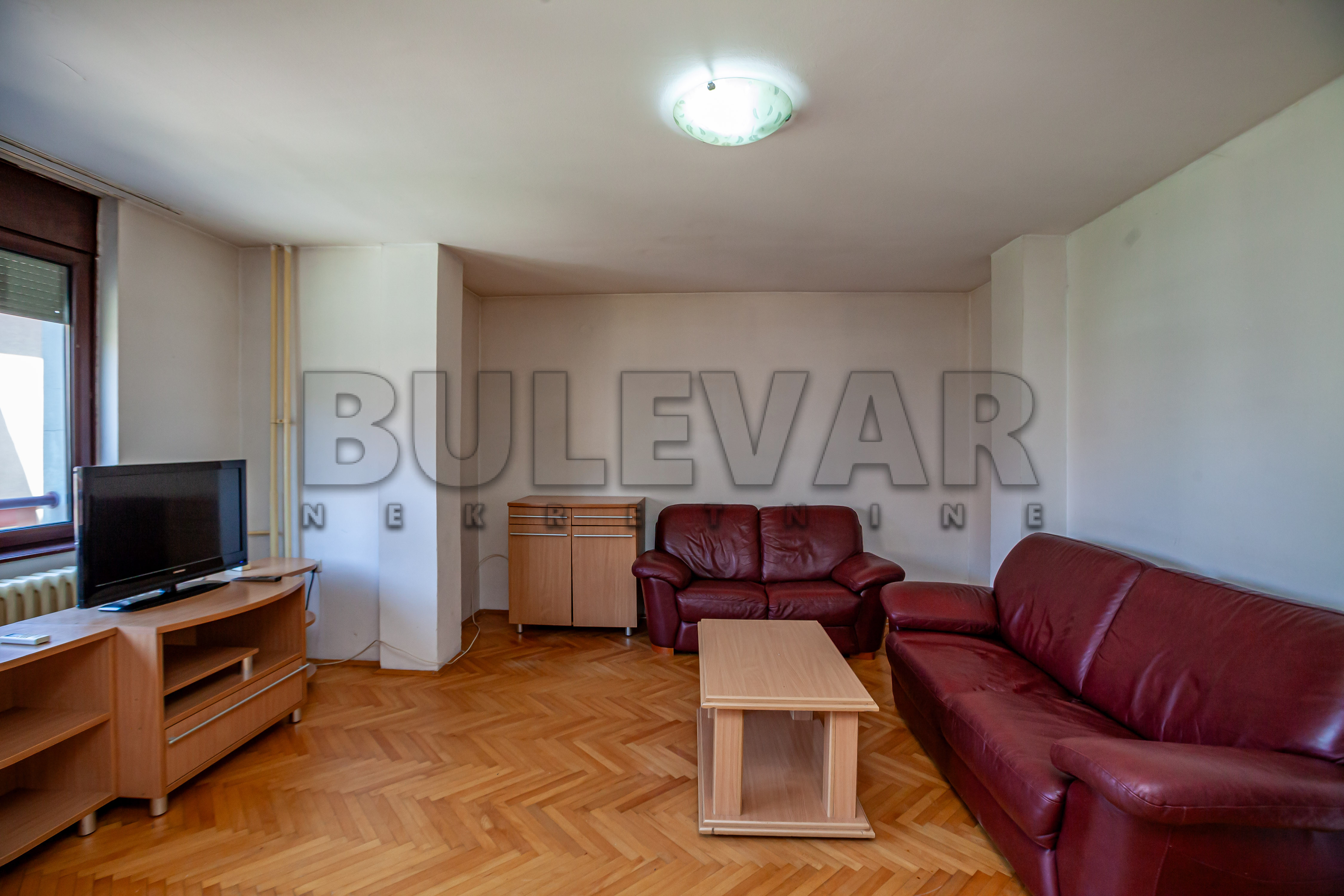 Trosoban stan Palilulska pijaca 78m², 2 sprat