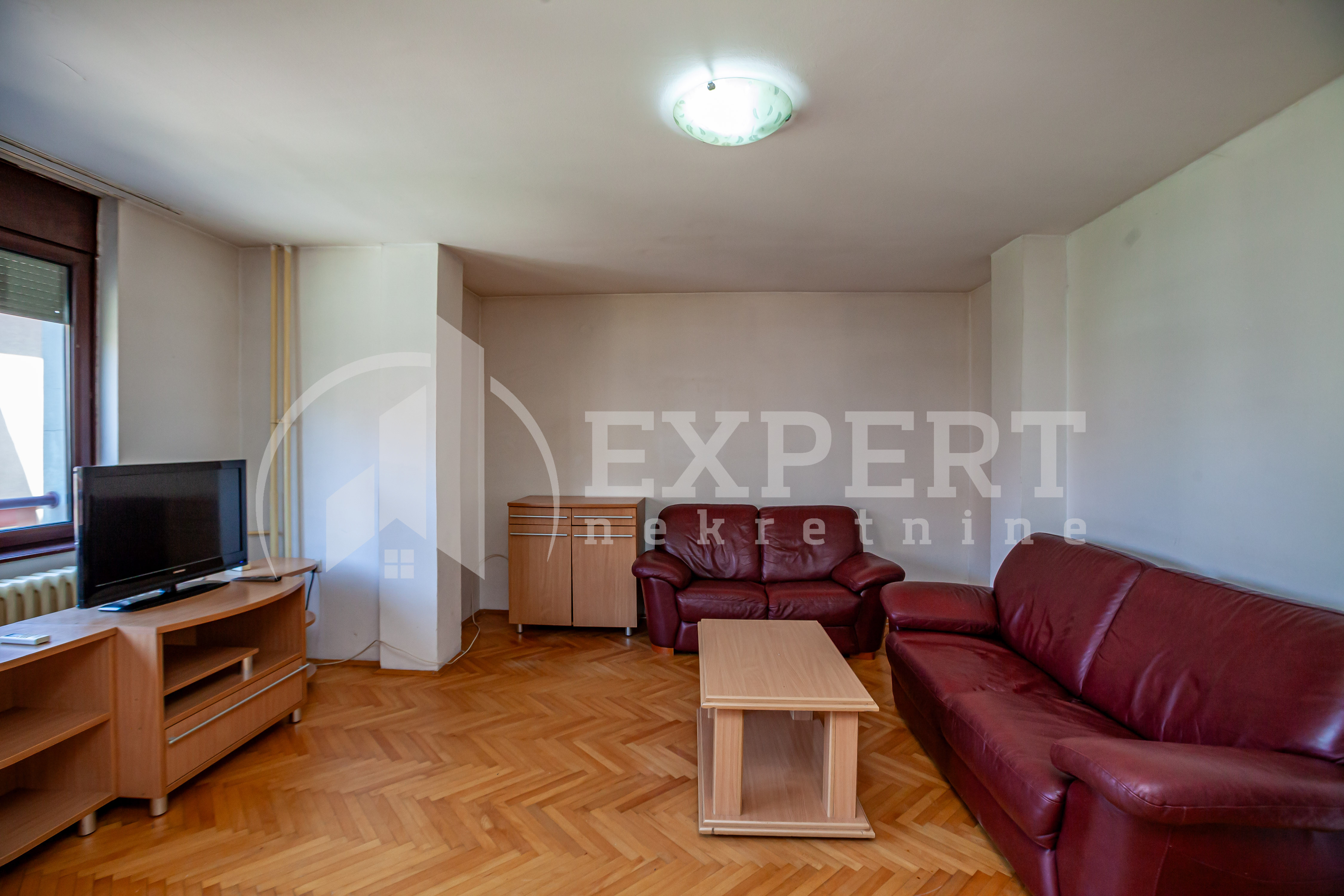 Trosoban stan Palilulska pijaca 78m², 2 sprat — slika 2