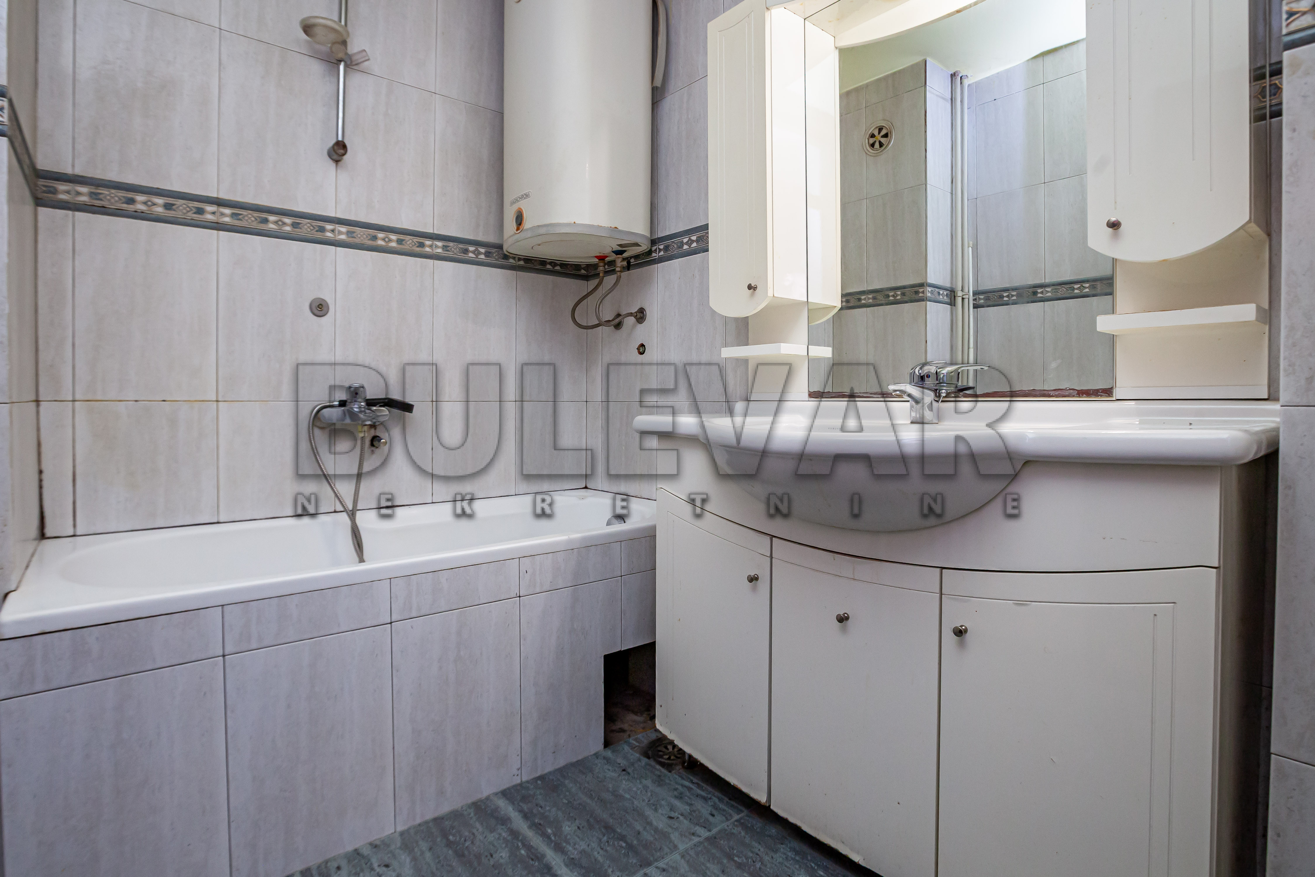 Trosoban stan Palilulska pijaca 78m², 2 sprat — slika 49