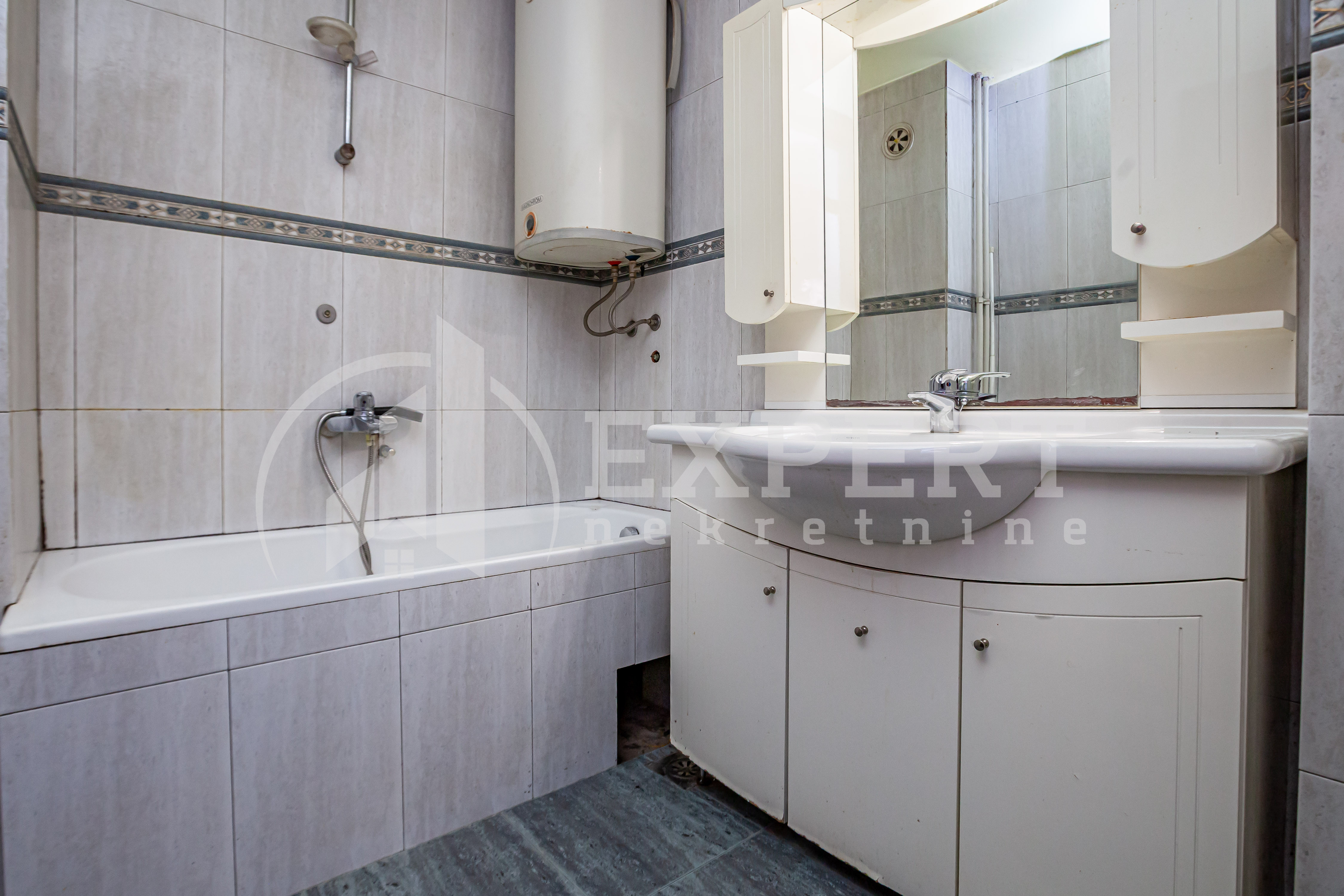 Trosoban stan Palilulska pijaca 78m², 2 sprat — slika 51