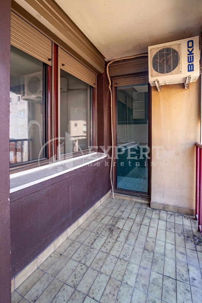 Trosoban stan Palilulska pijaca 78m², 2 sprat — slika 63