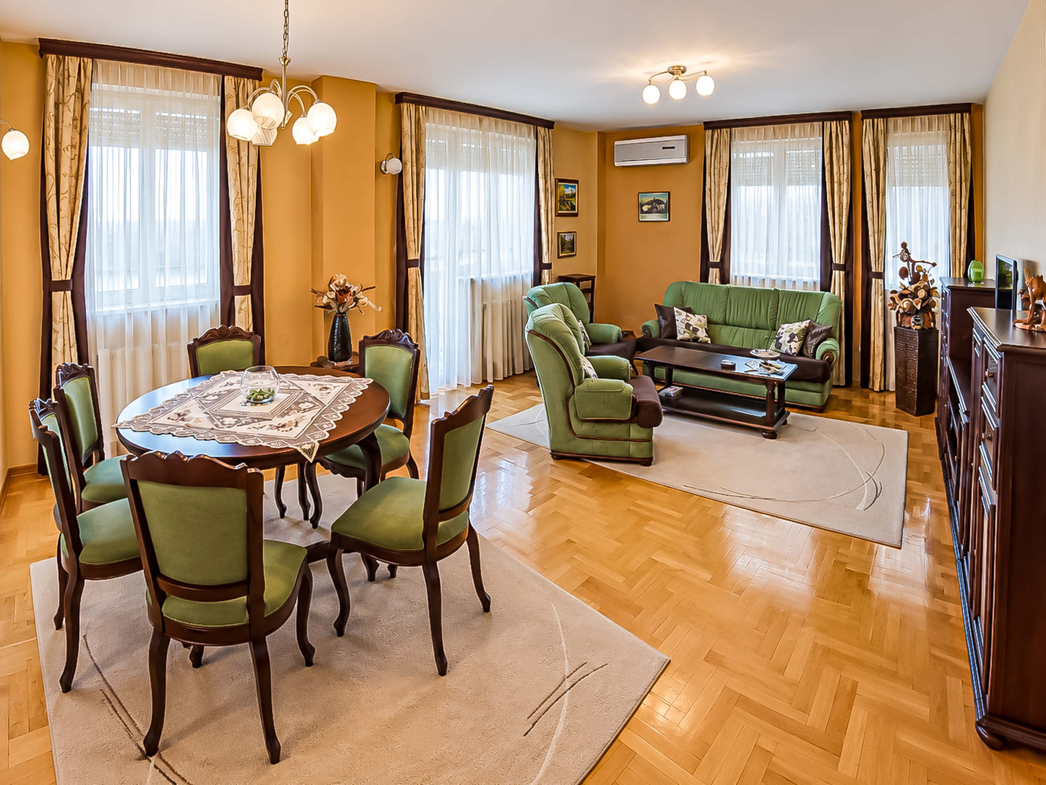 Trosoban stan Čair 91m², 5 sprat — slika 9