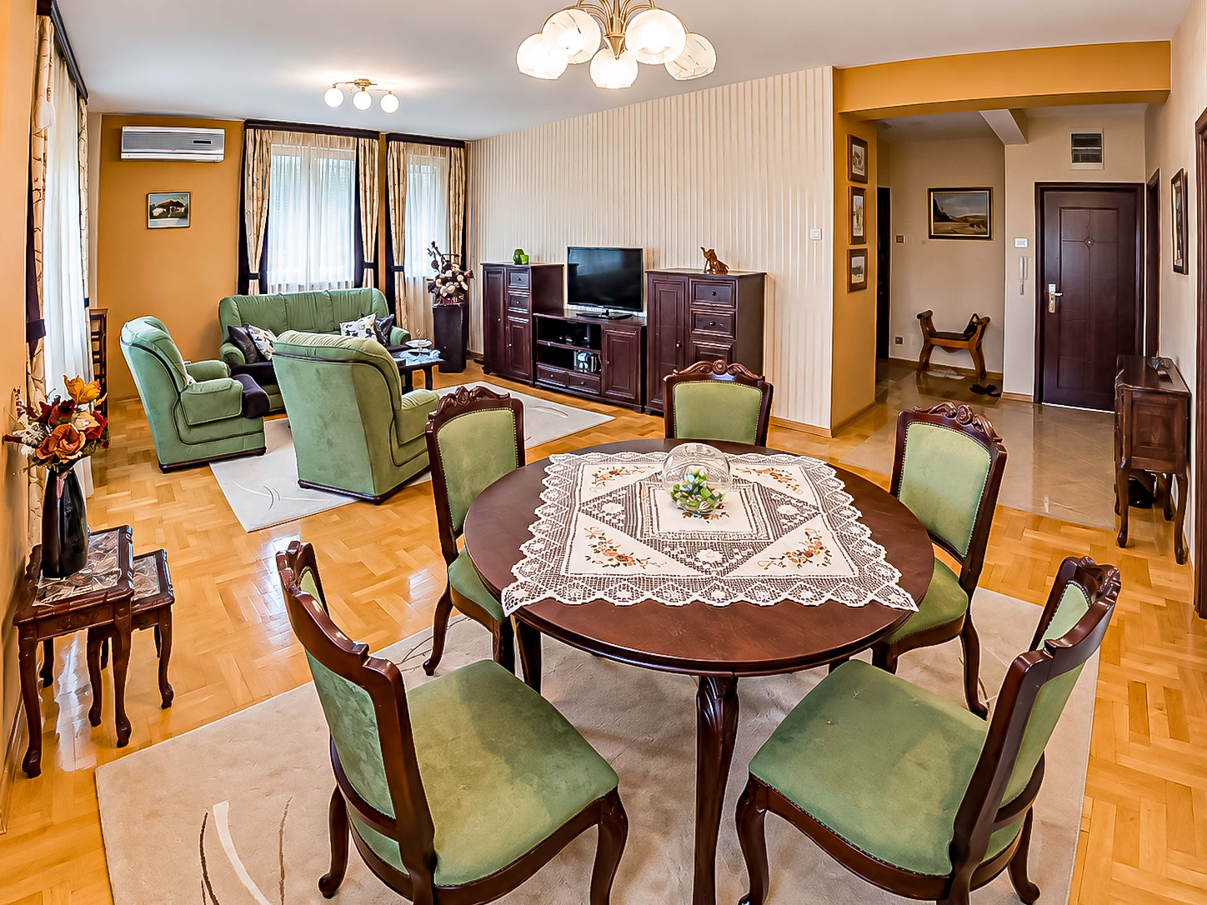 Trosoban stan Čair 91m², 5 sprat — slika 16