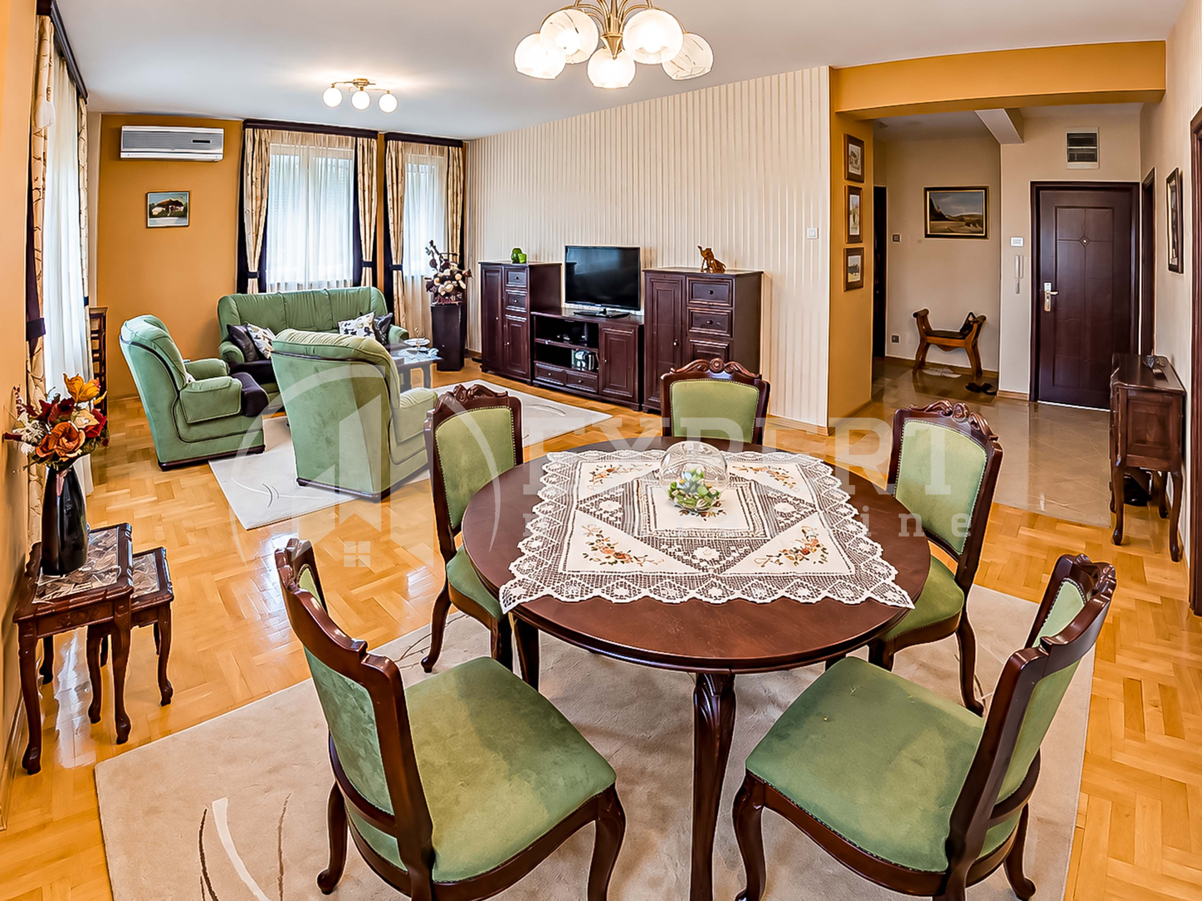 Trosoban stan Čair 91m², 5 sprat — slika 15