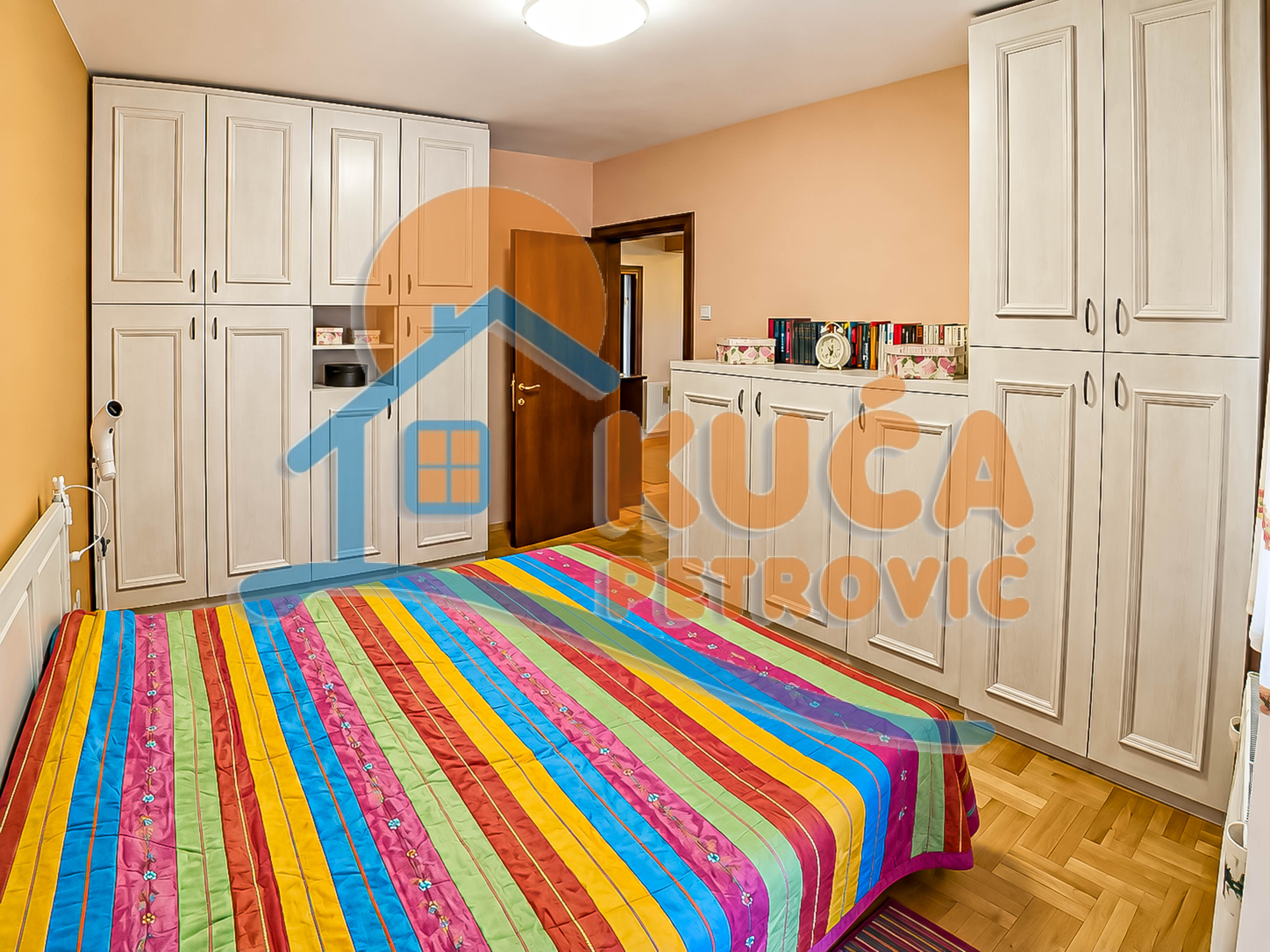 Trosoban stan Čair 91m², 5 sprat — slika 36