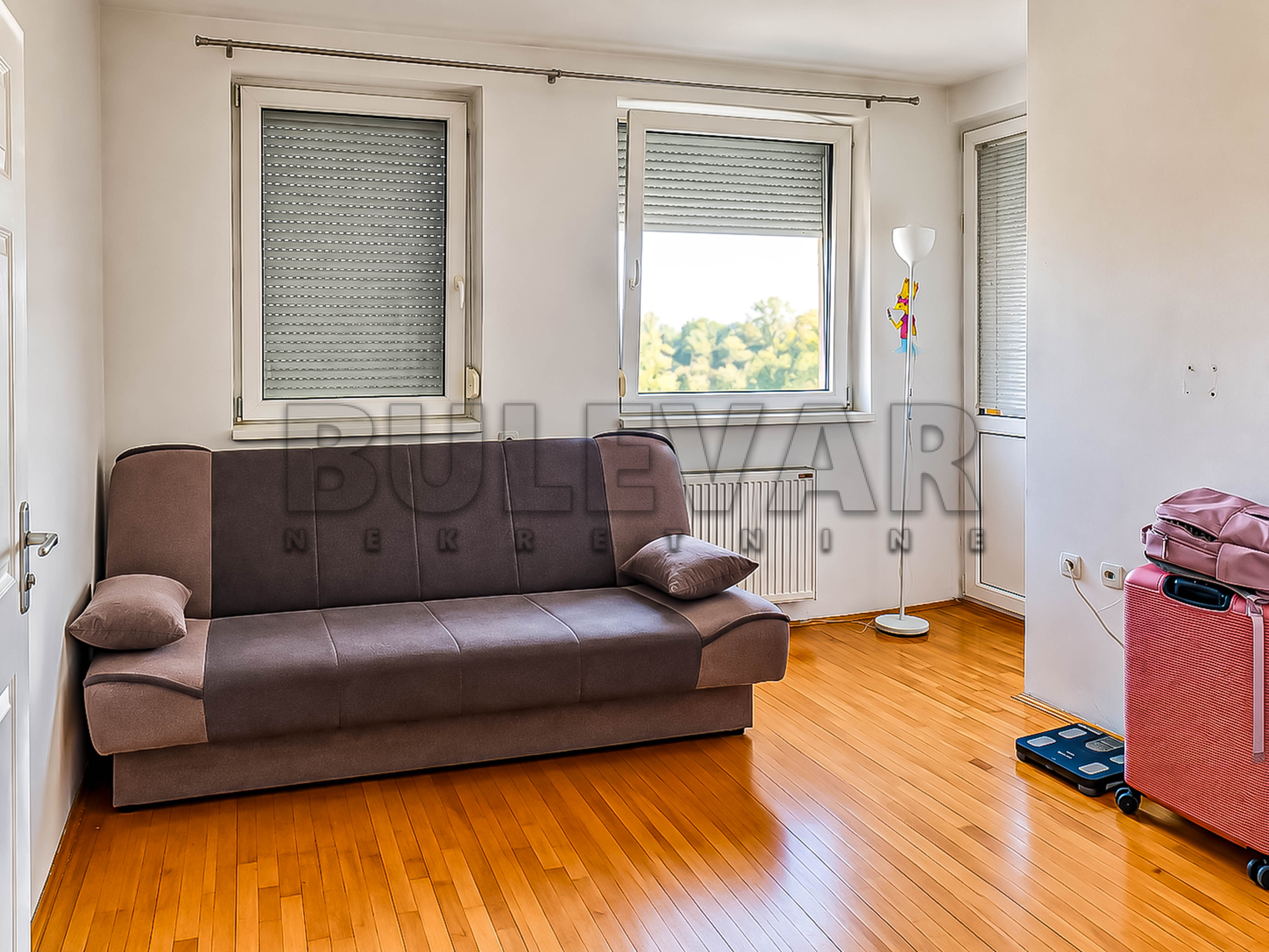 Trosoban stan Ledena stena 69m², 3 sprat — slika 23